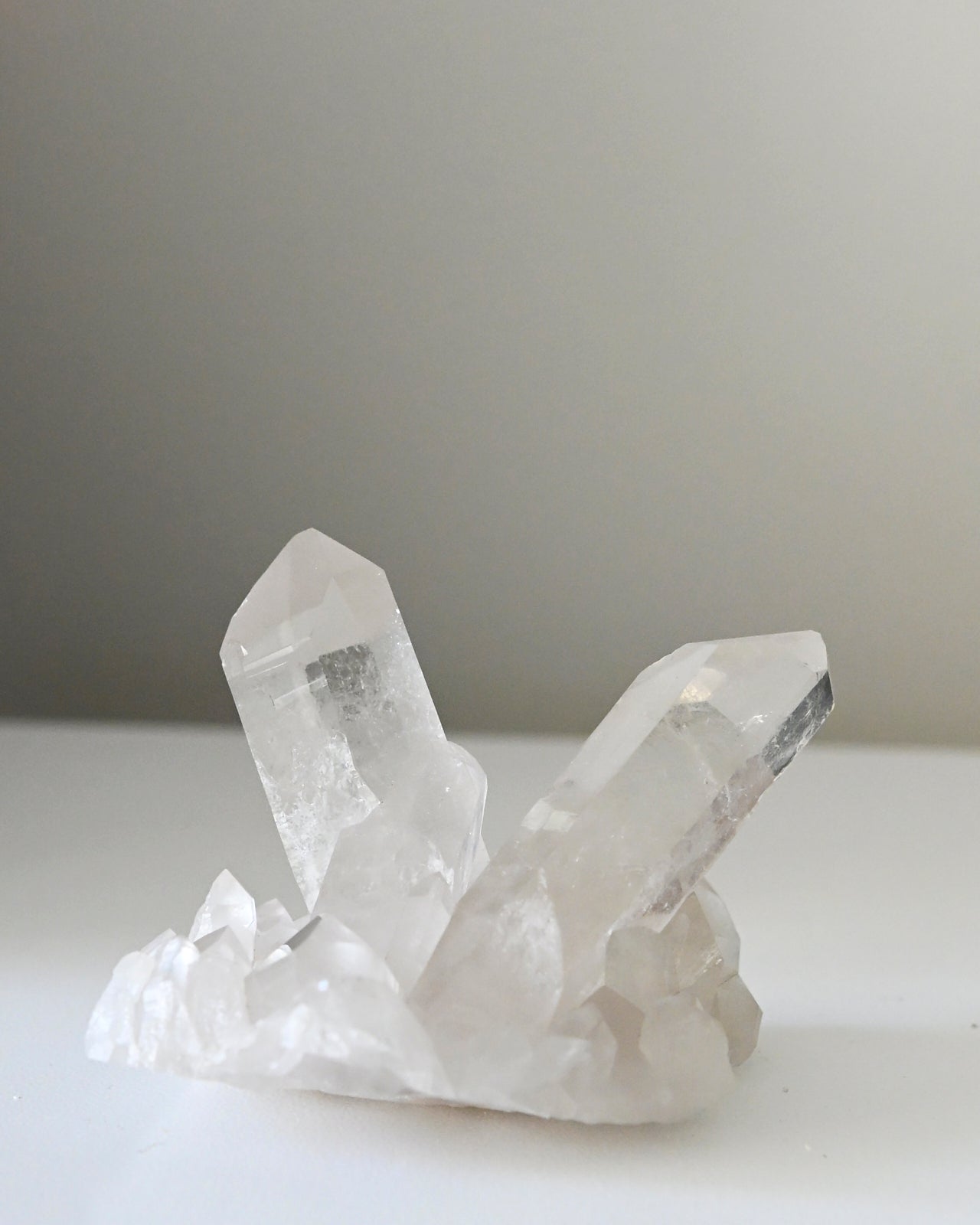 Natural Quartz Cluster - 1lb Raw Crystal Specimen for Healing, Meditation & Home Decor | Perfect for Reiki, Feng Shui & Spiritual Practices