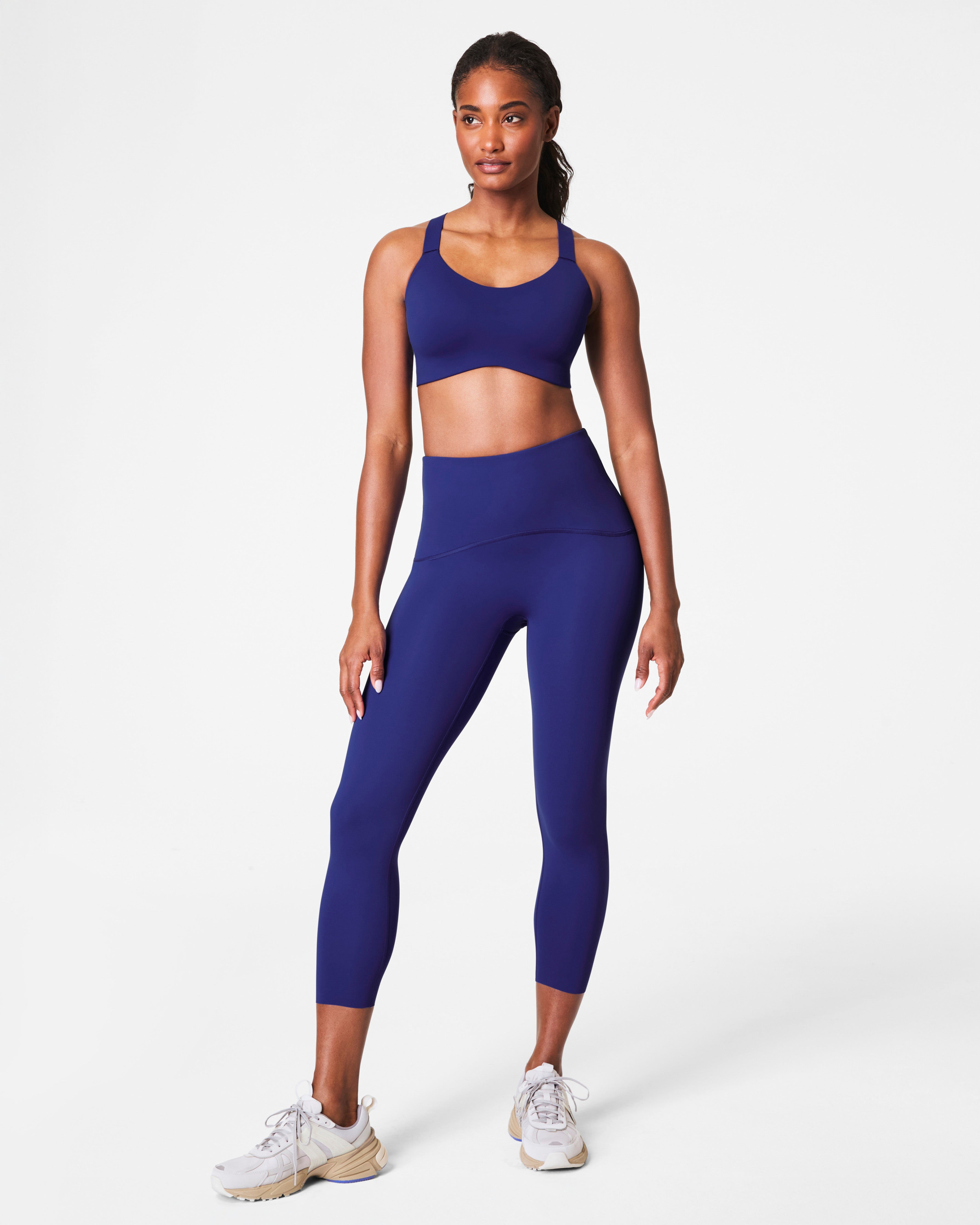 SPANX® FlexFeel Medium Impact Sports Bra - Comfortable Workout Bra for Running, Yoga & Gym - Supportive & Breathable Activewear for Women