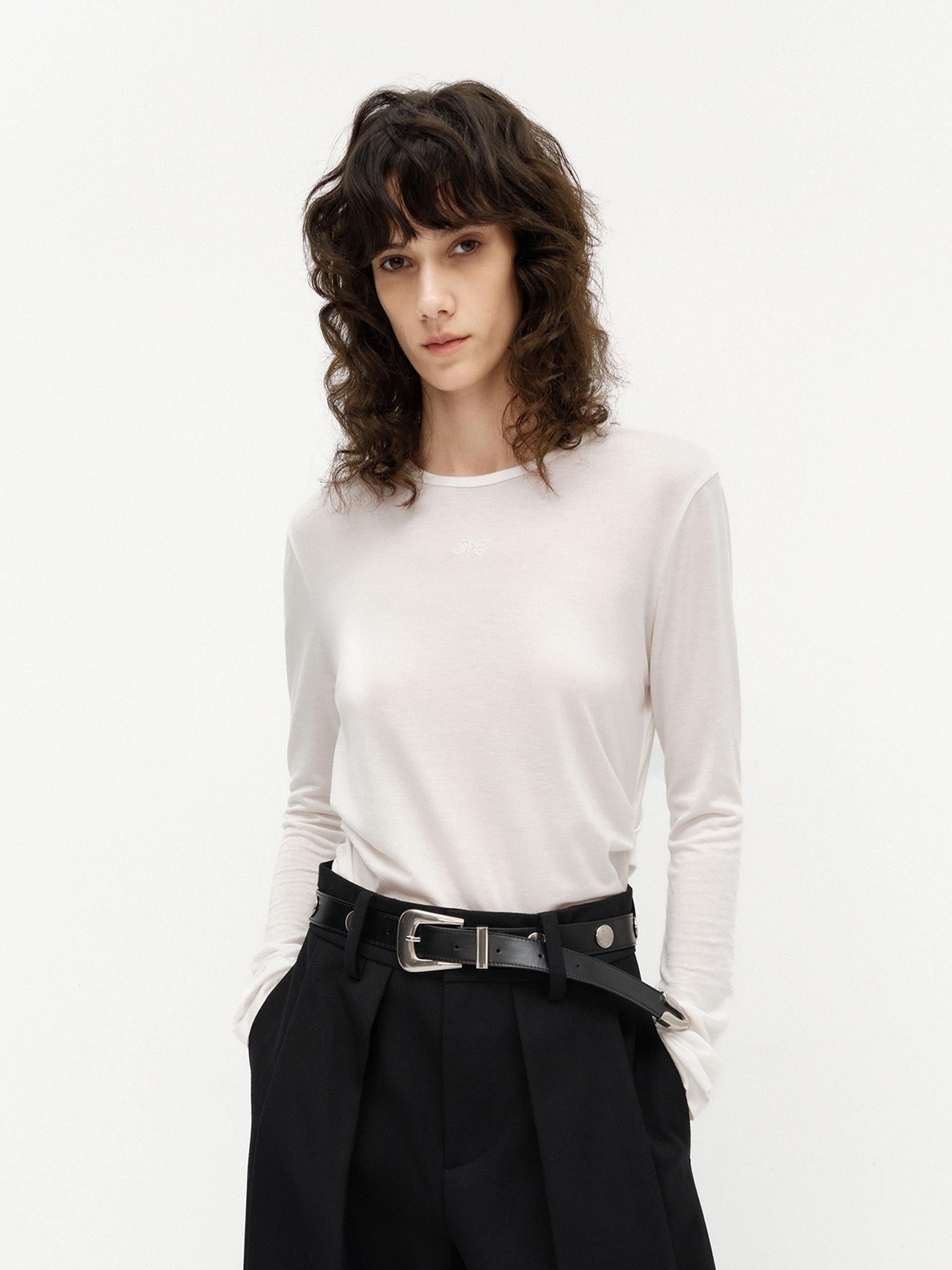 Lightweight Side Pleated T-Shirt for Women - Casual & Comfortable Summer Top - Perfect for Everyday Wear, Outings, and Layering