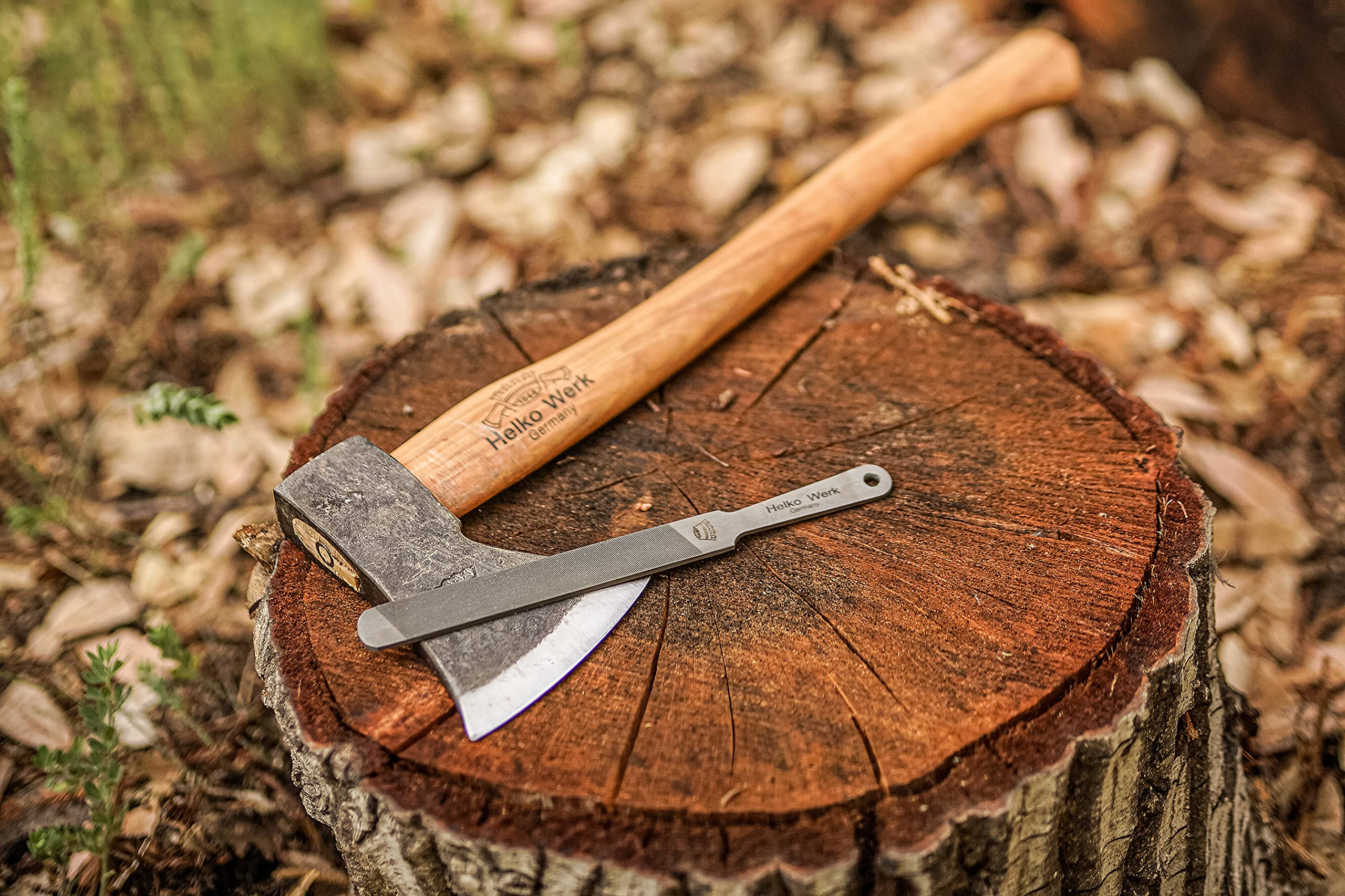 1844 Helko Werk Germany Dual Sided Axe Sharpening File - Professional Axe Sharpener with Single-Cut & Cross-Cut Metal File (Compact File #22101) - Perfect for Camping, Woodworking & Outdoor Tool Maintenance
