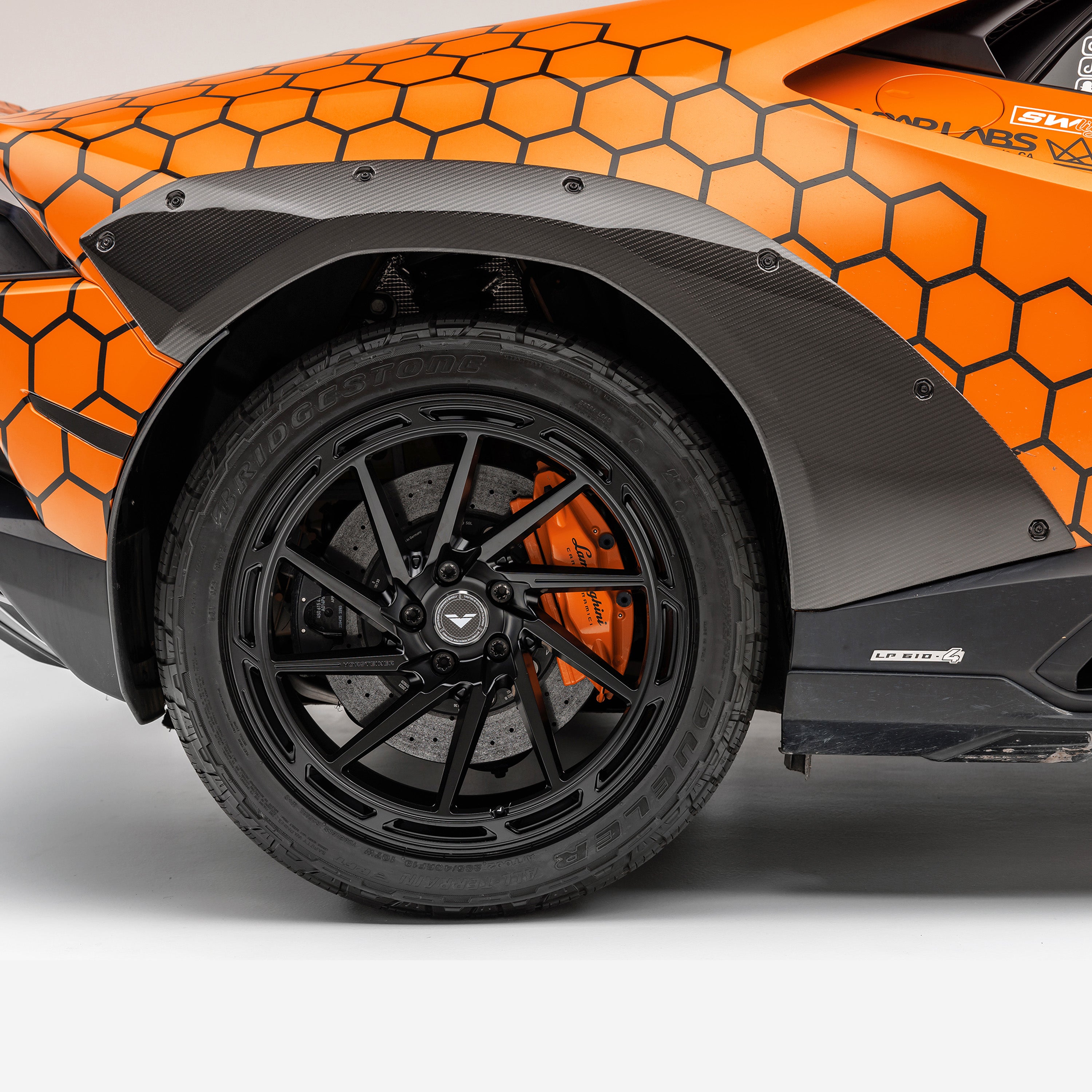Huracan Sterrato VRS Aero Fender Flares - Carbon Fiber PP 2x2 Glossy Finish - Compatible with Lamborghini Huracan Sterrato - Perfect for Off-Road Racing & Car Shows