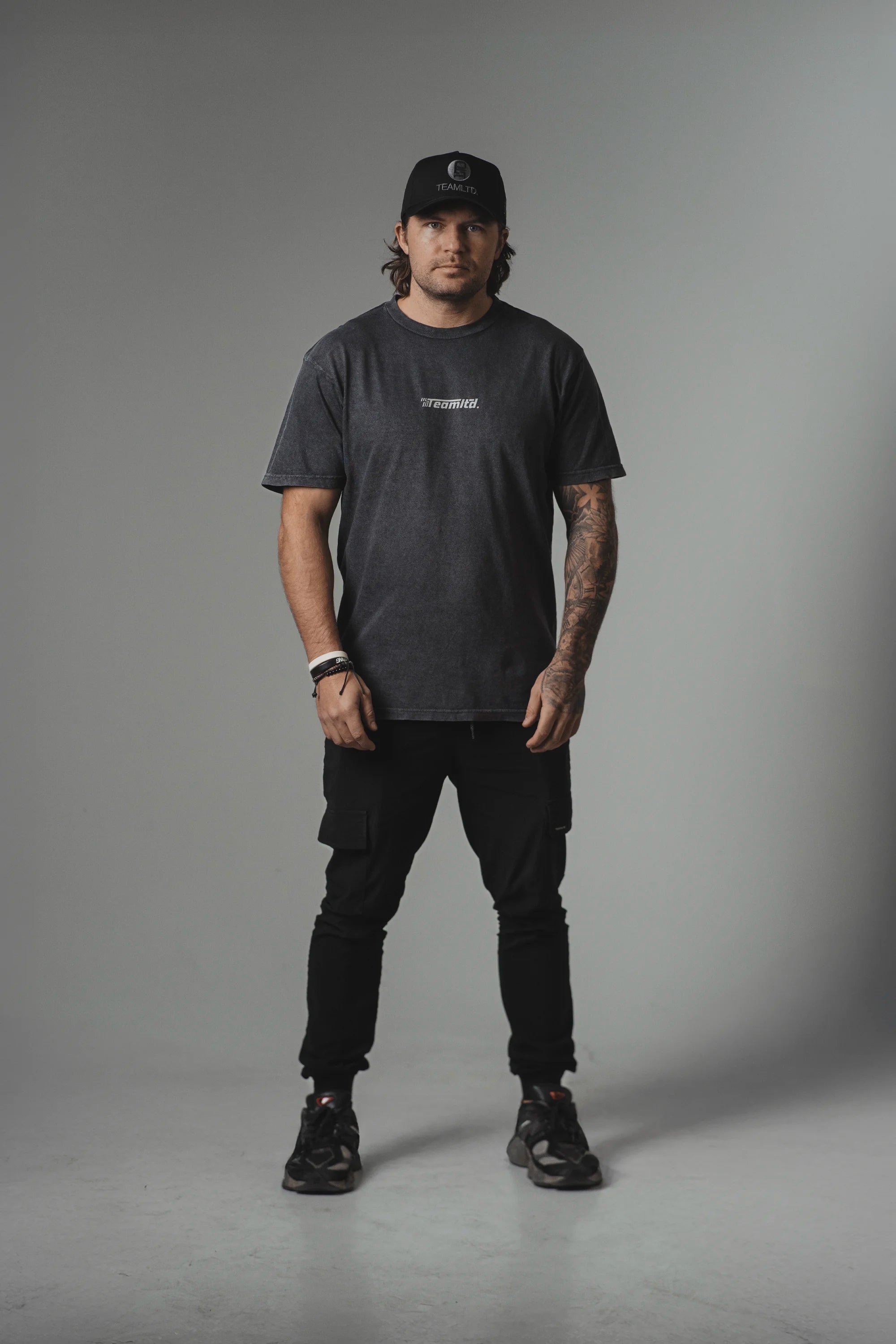 Vintage Blackout T-Shirt - Soft Cotton Retro Tee for Men & Women - Perfect for Casual Wear, Street Style & Layering