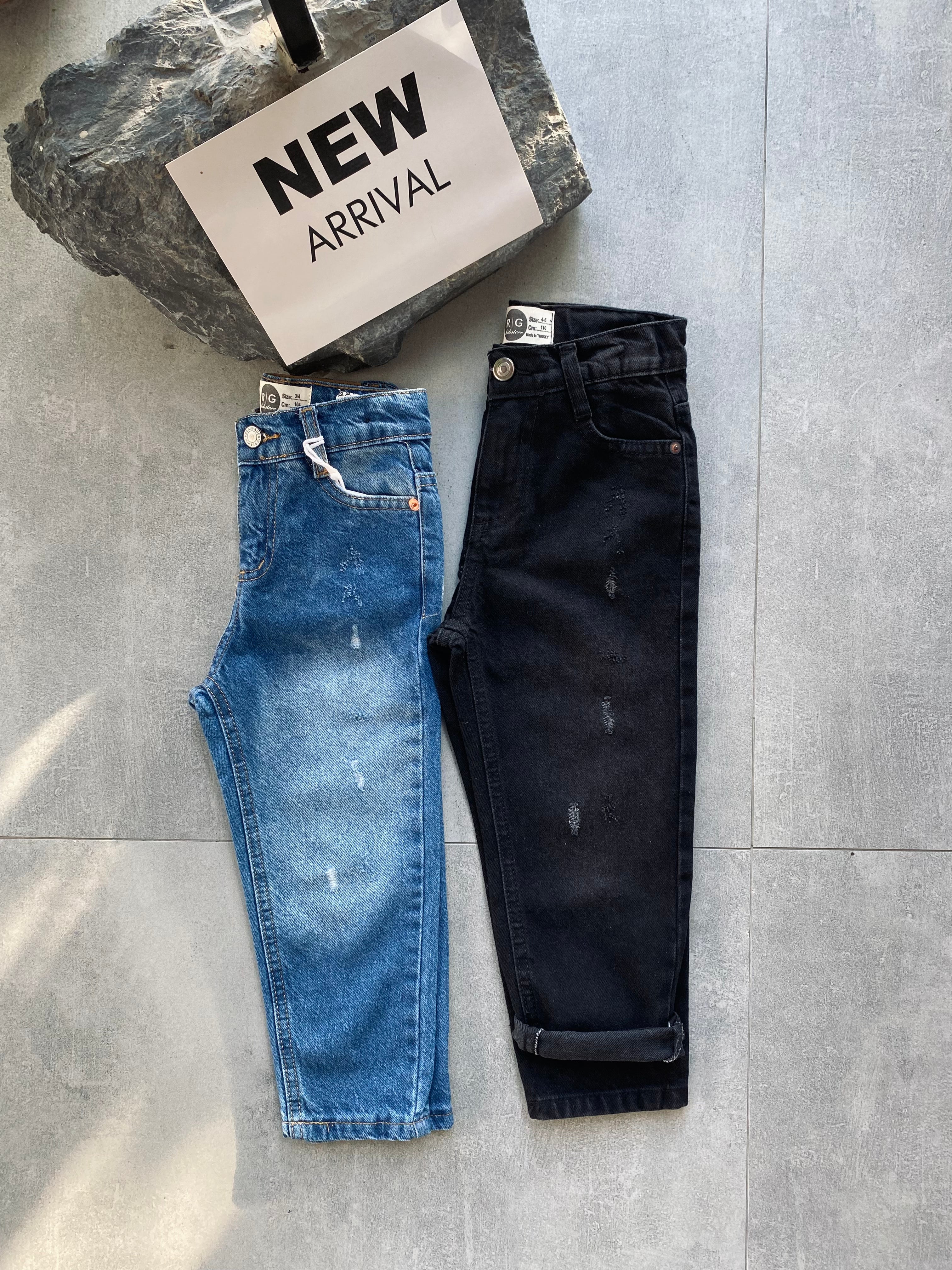 Kids Unisex Mom Jeans - High Waist Stretch Denim Pants for Boys & Girls - Trendy Vintage Style for School, Play & Everyday Wear