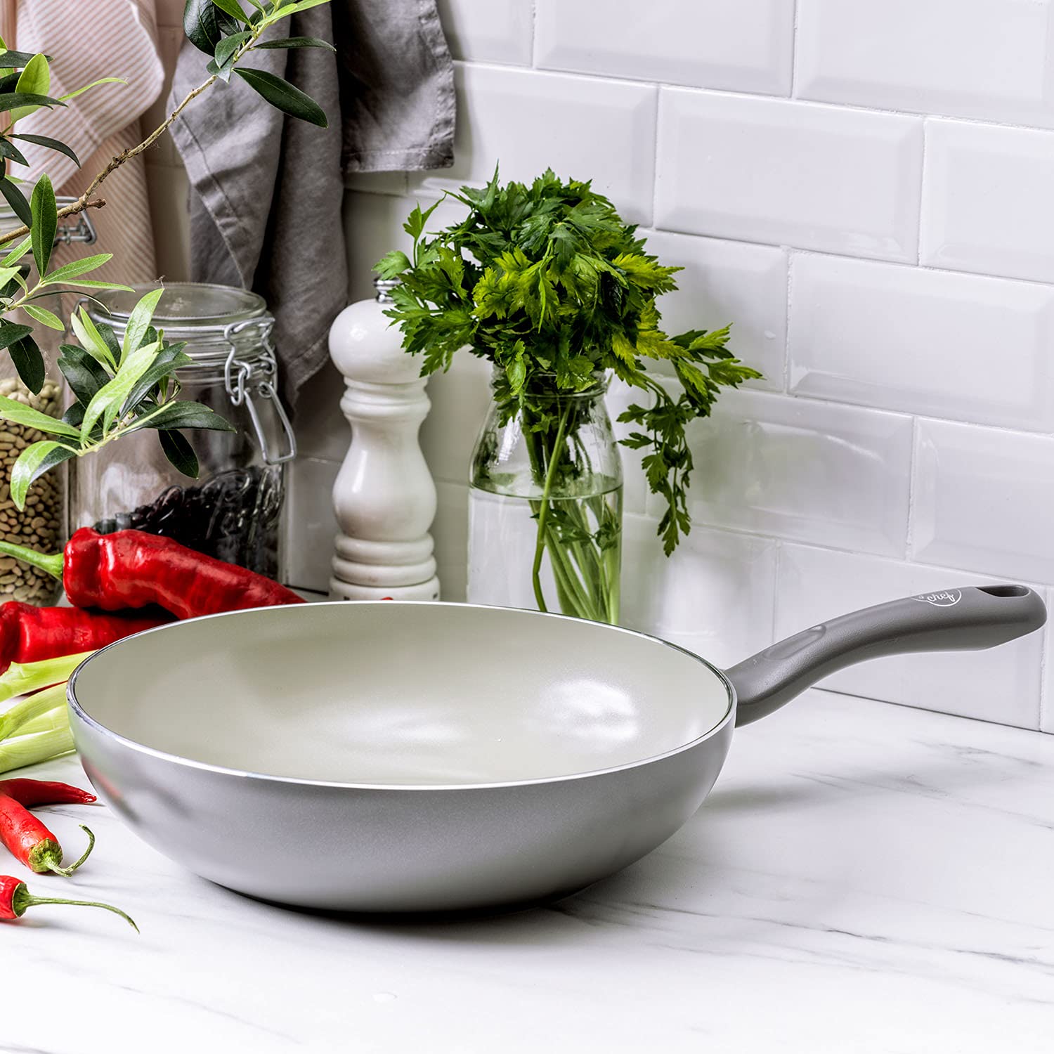 Green Chef 11-Inch Deep Wok Pan - Ceramic Non-Stick, IH Compatible, Easy to Clean & PFOA-Free - Perfect for Stir-Fry, Sauteing & Asian Cooking (28cm, Earth Tone, Quartz Gray)