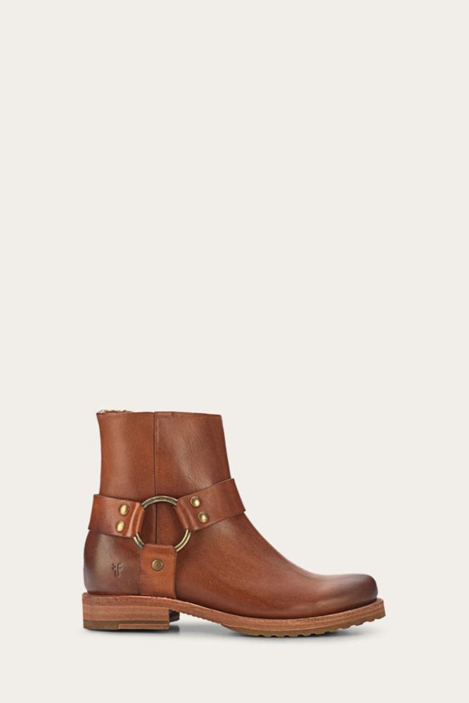Frye Women's 72493 Brown Leather Boots - Comfortable & Stylish Ankle Boots for Women | Perfect for Casual Outfits, Work & Fall Fashion