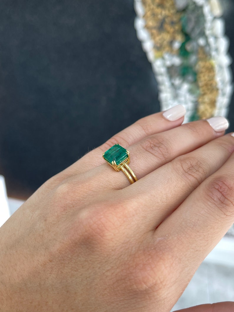 4.20ct 18K Gold AAA Quality Asscher Cut Emerald Solitaire Ring with Double Claw Prongs - Elegant Engagement, Wedding, Anniversary Jewelry Gift for Her