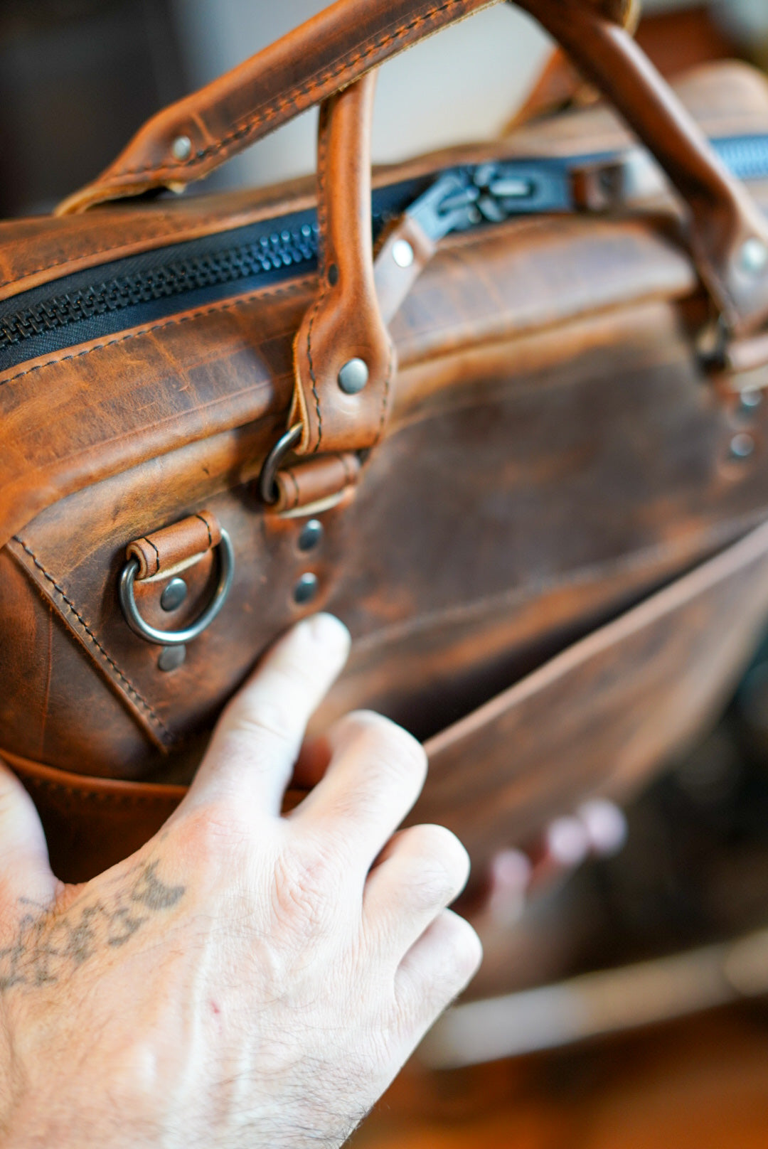 Premium Business Briefcase for Professionals - Hillbilly Copper Leather Laptop Bag - Ideal for Office, Meetings, and Business Travel