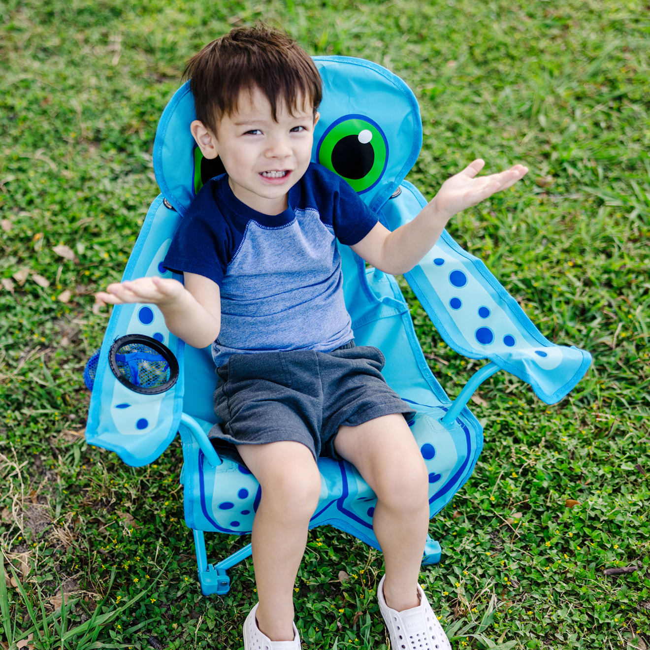 Flexible Octopus Kids Outdoor Chair - Lightweight, Foldable & Portable for Beach, Camping, Picnics & Backyard Play