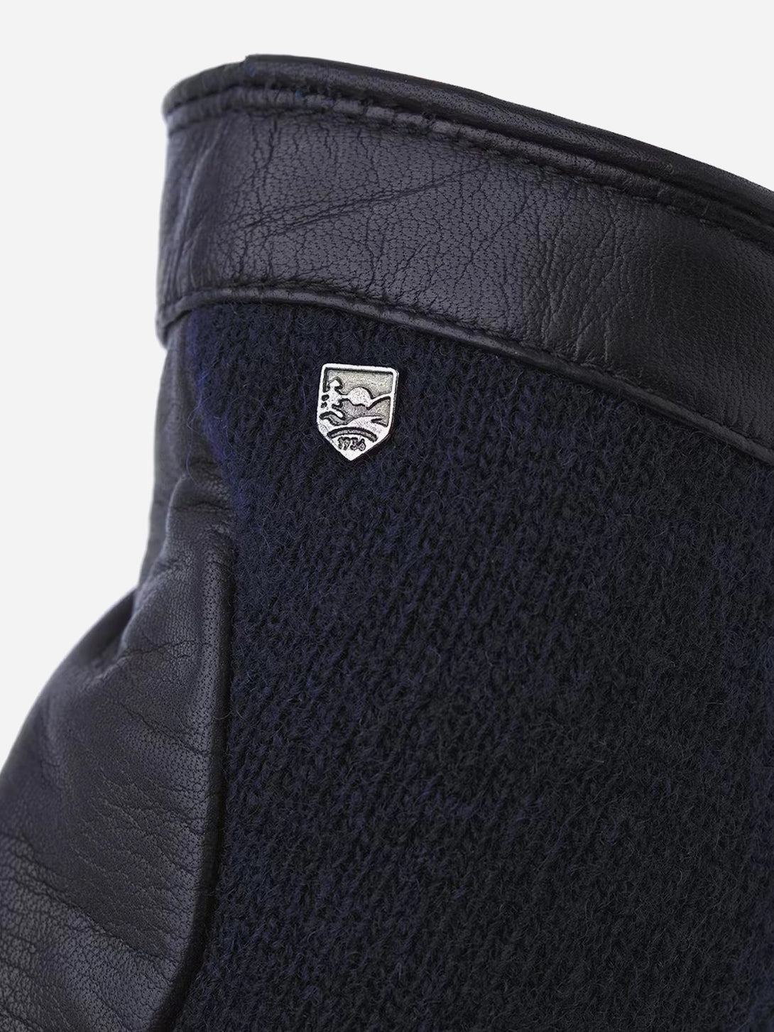 Hestra Mtp2304D Saga Gloves - Premium Winter Gloves for Men & Women - Warm, Waterproof & Durable for Skiing, Snowboarding & Outdoor Activities