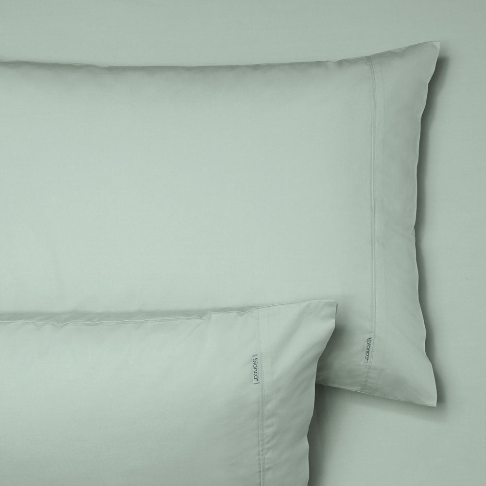 Heston 100% Cotton Percale Fitted Sheet & Pillowcase Set - 300 Thread Count, Sage Green - Single Bed Size - Soft & Breathable for Comfortable Sleep - Perfect for Guest Rooms, Dorms & Everyday Use