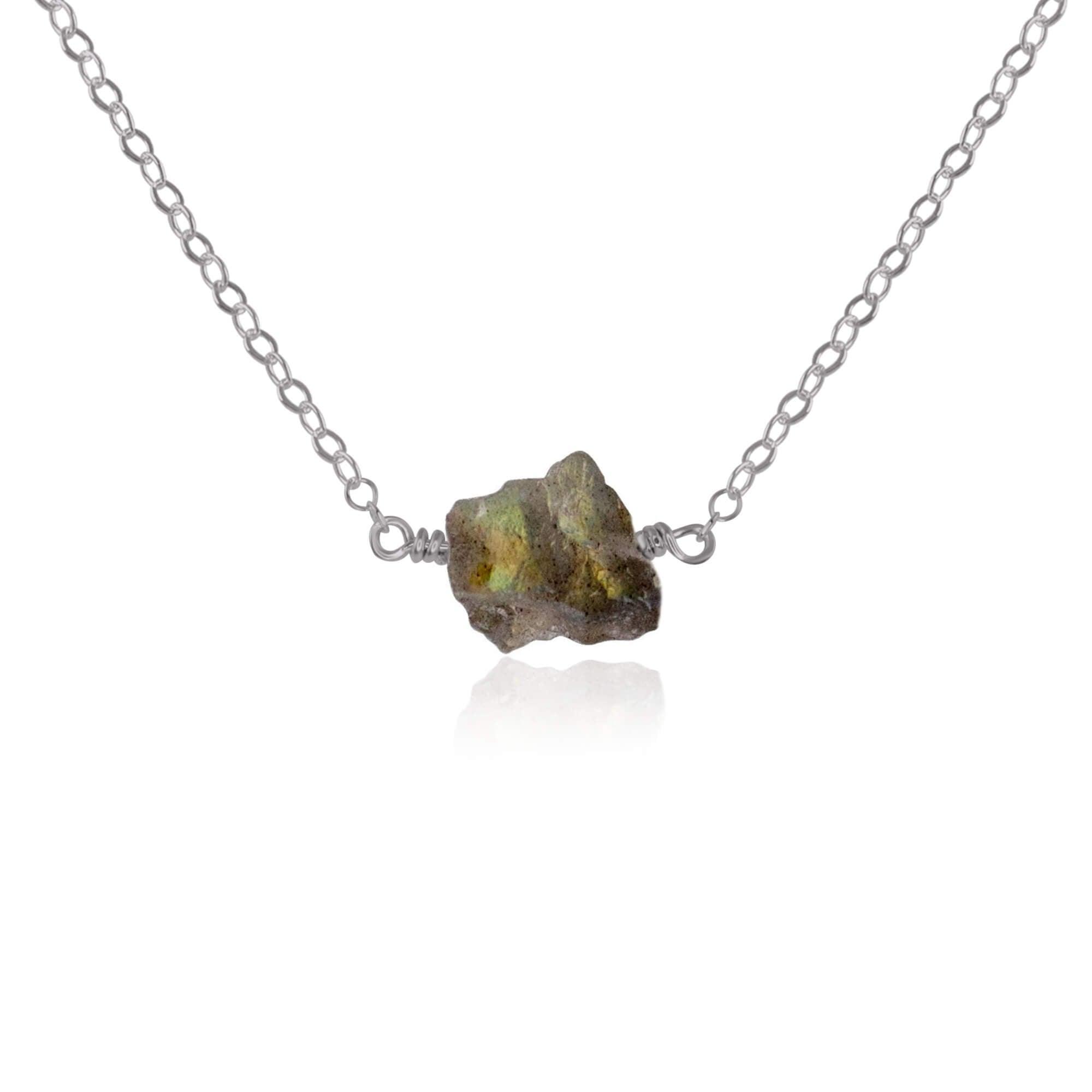 Raw Labradorite Crystal Nugget Necklace – Natural Healing Stone Jewelry for Women, Boho Chic Pendant for Spiritual Protection & Energy Balance | Perfect for Meditation, Yoga & Everyday Wear