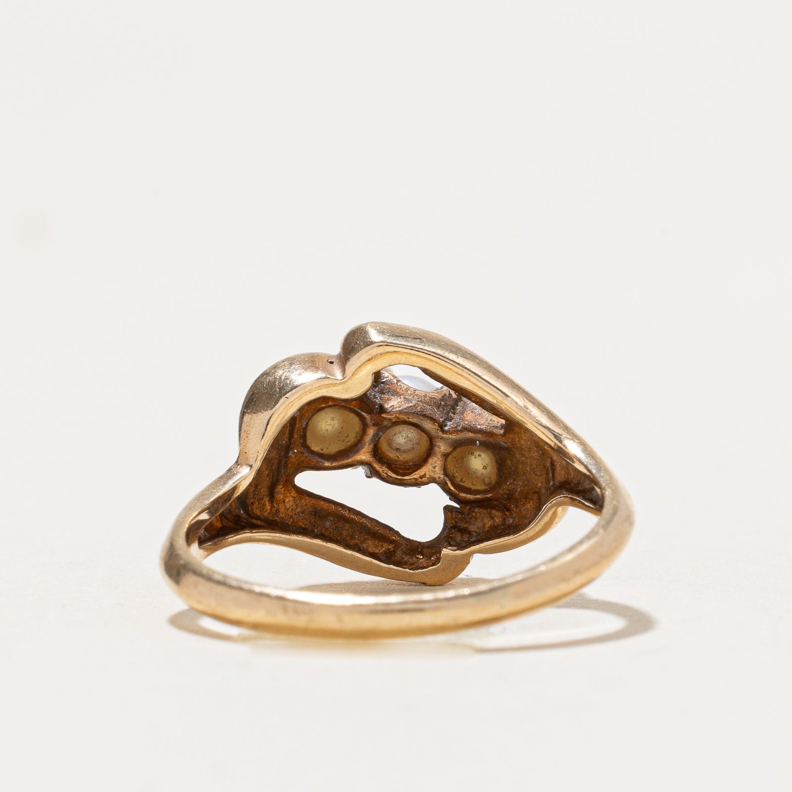 Elegant 3-Stone Pearl Ring with Diagonal Design - Size 4.5 | Perfect for Weddings, Anniversaries & Special Occasions