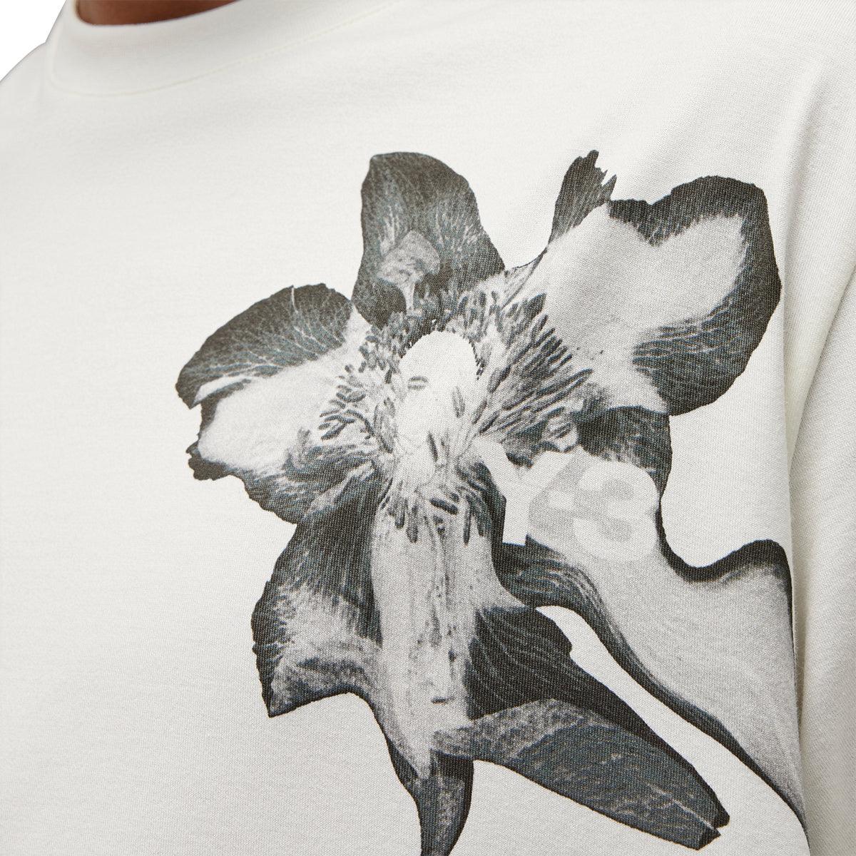 Trendy Graphic Tee in Off-White - Stylish Cotton T-Shirt for Men & Women | Perfect for Casual Wear, Street Style & Everyday Outfits