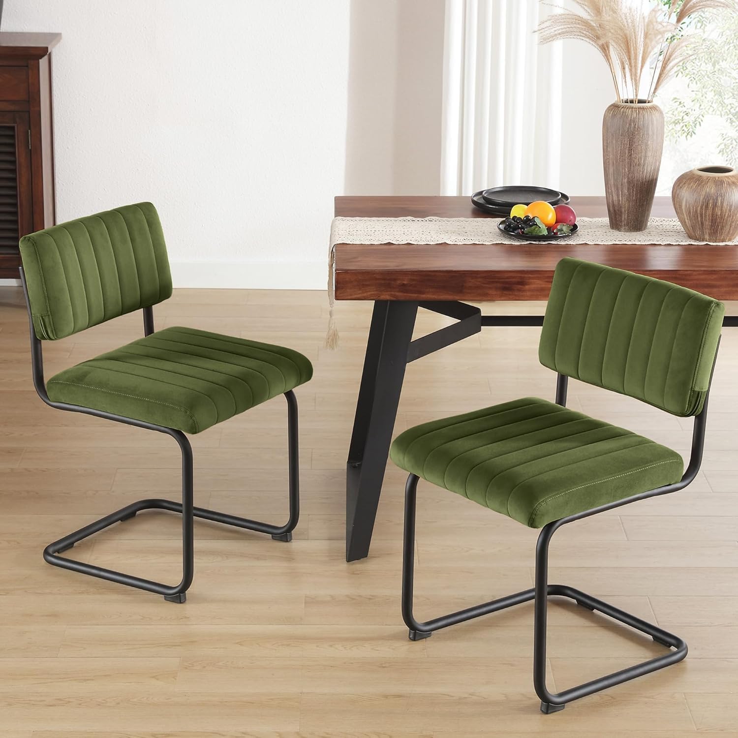ONEVOG Mid Century Modern Dining Chairs Set of 2 - Green Velvet Upholstered Kitchen Chairs with Tufted Backs, Wide Seat & Metal Legs - Stylish Armless Cantilever Chairs for Dining Room, Kitchen, Living Room & Office