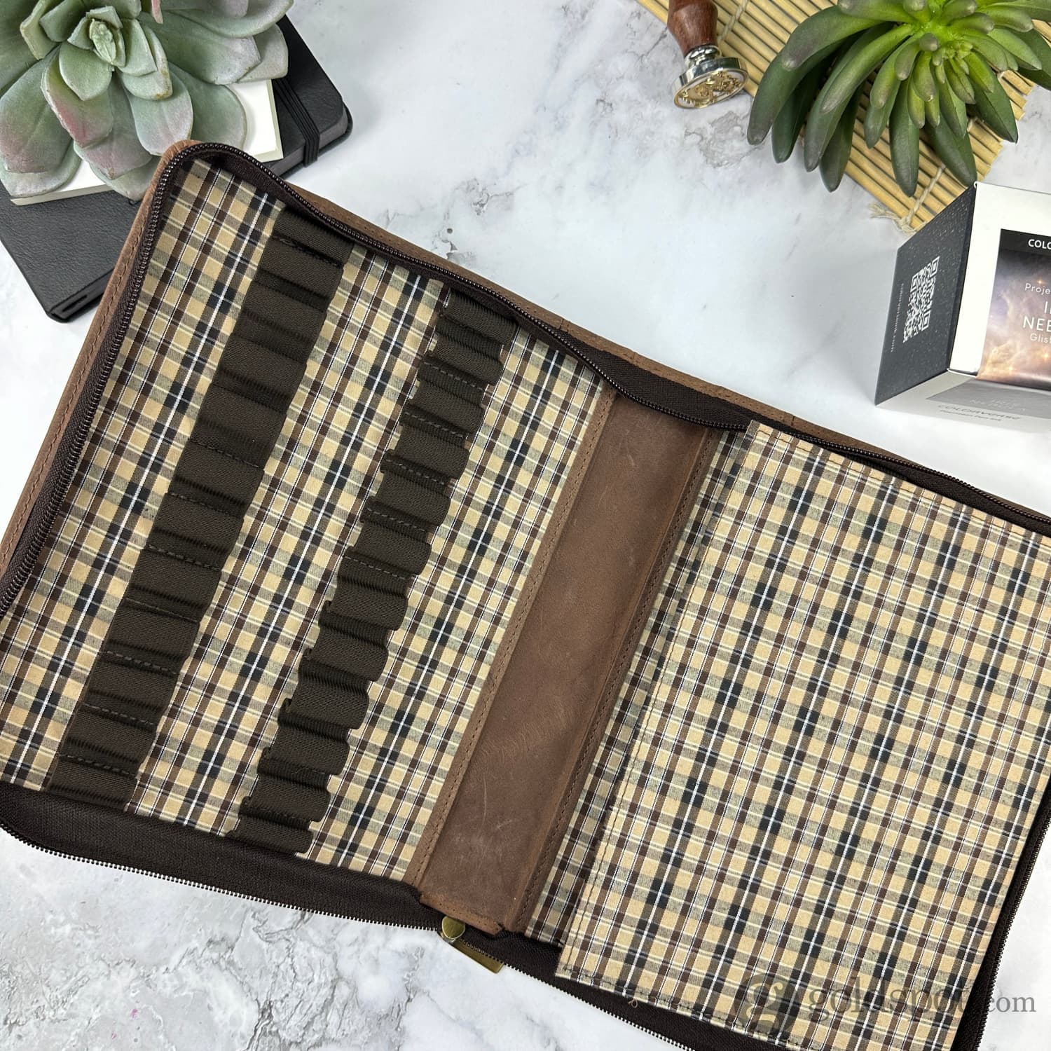 Girologio 24 Zippered Pen Case in Bomber Brown - Premium Leather Pencil Pouch for Students & Professionals - Perfect for School, Office & Travel Organization