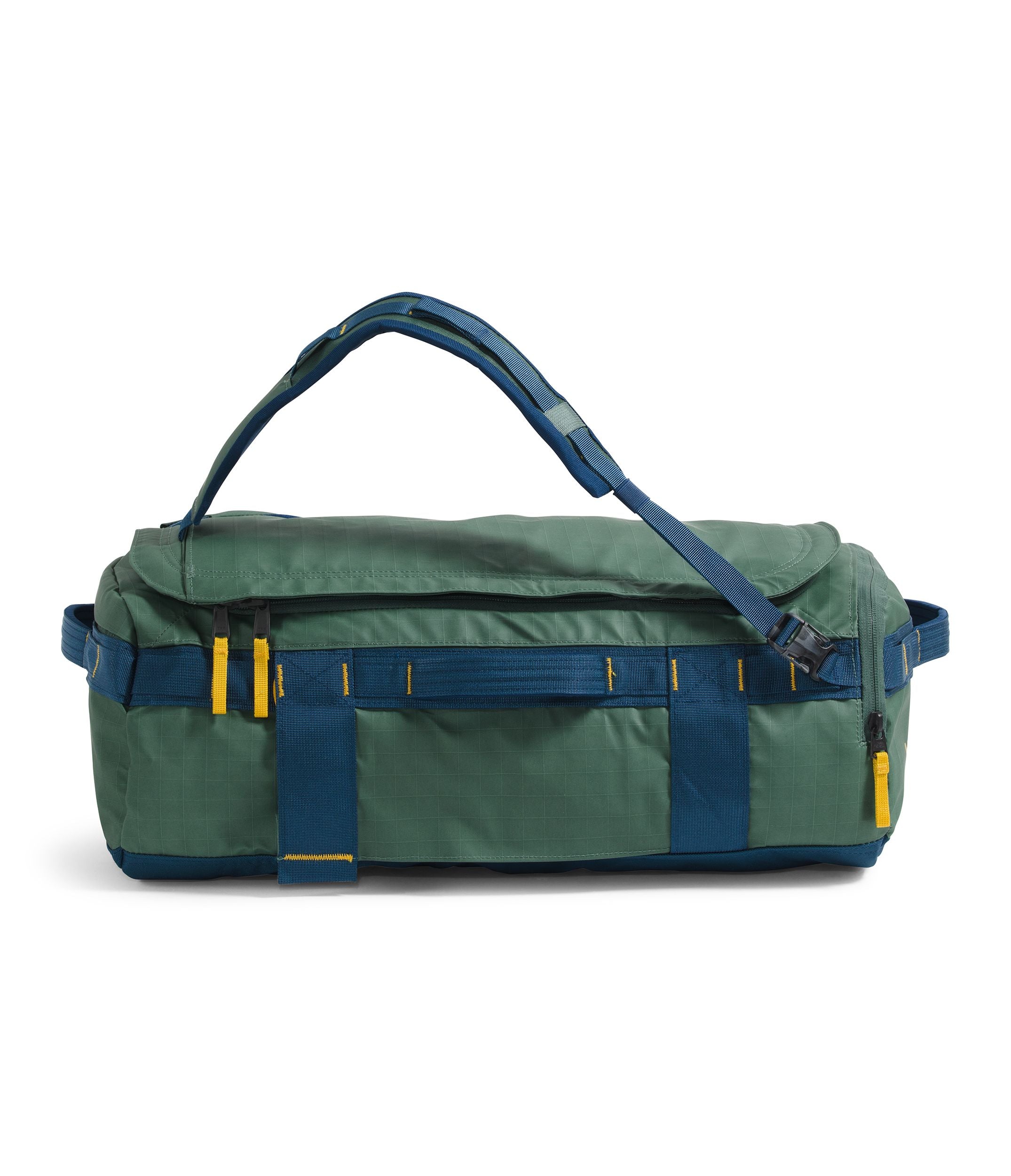 The North Face Base Camp Voyager Duffel 32L - Durable Travel Duffel Bag for Hiking, Camping & Gym - Water-Resistant & Lightweight Carry-On Luggage