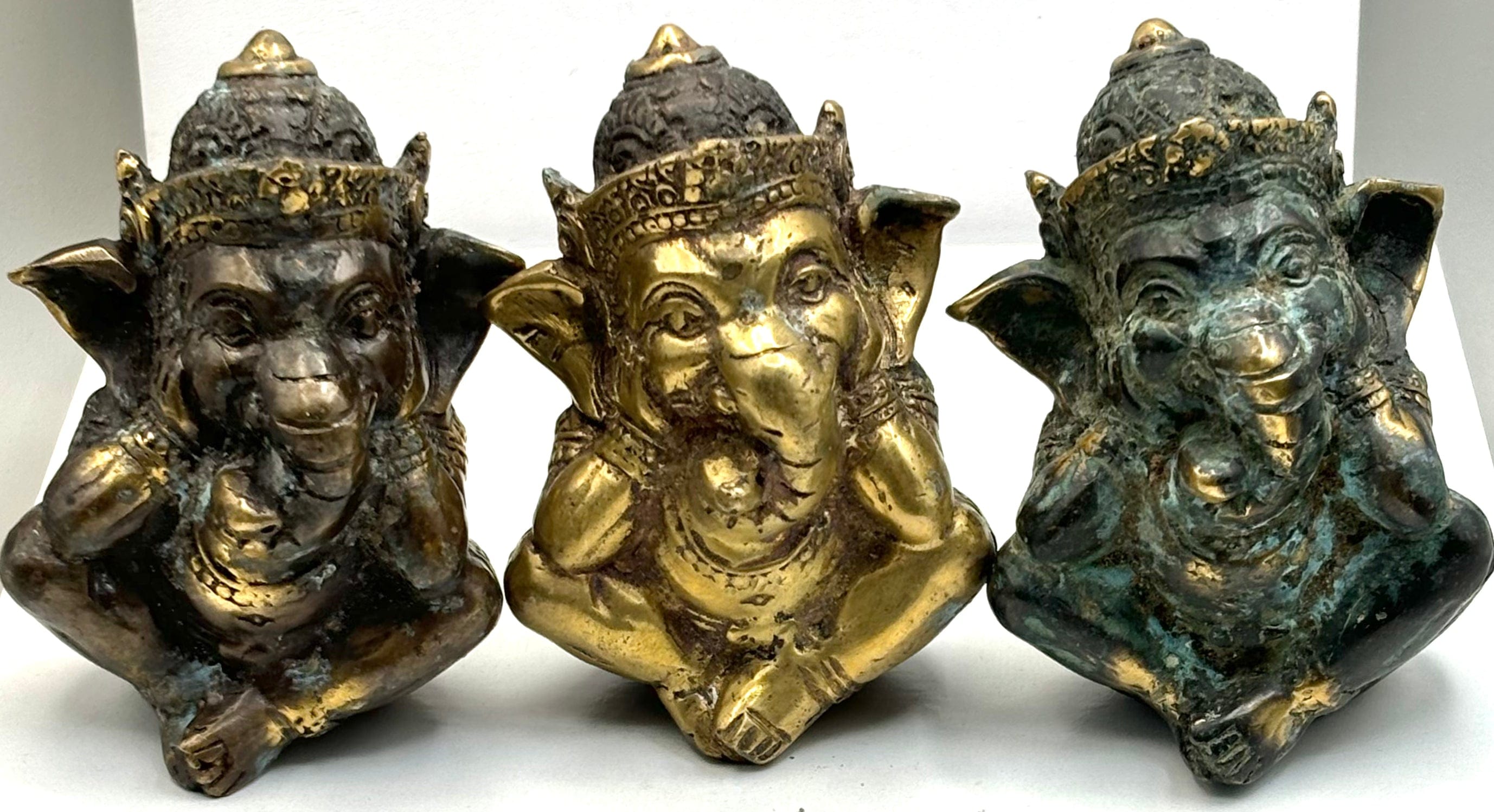 Handmade Bronze Elephant Buddha Statue - Spiritual Home Decor for Meditation & Yoga Room, Office Desk, or Gift Idea