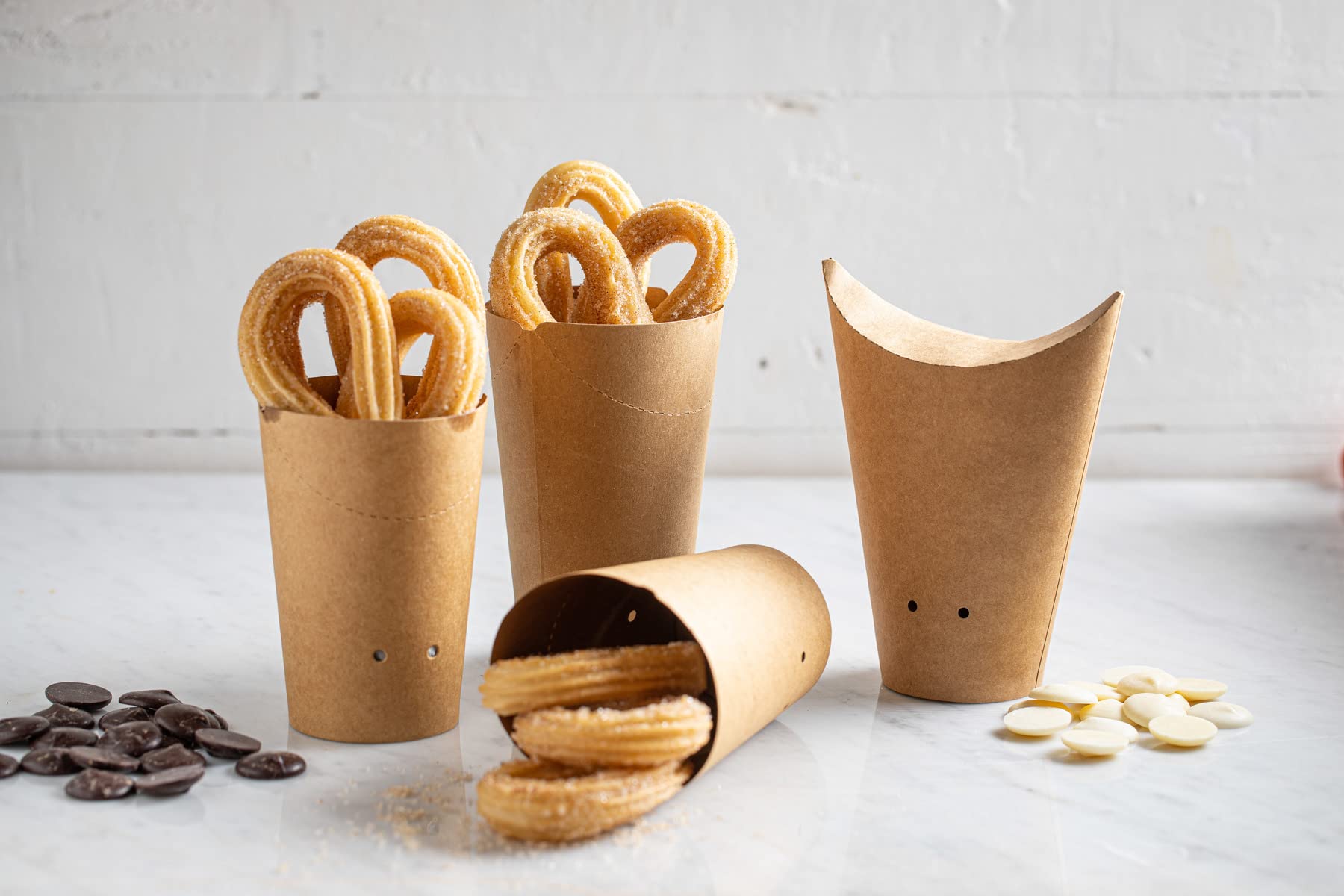 Eco-Friendly Brown Kraft Paper French Fry Holders - Disposable Food Containers for Fries & Wraps (5.5 oz, Case of 1200) | Perfect for Fast Food Restaurants, Food Trucks & Takeout Services