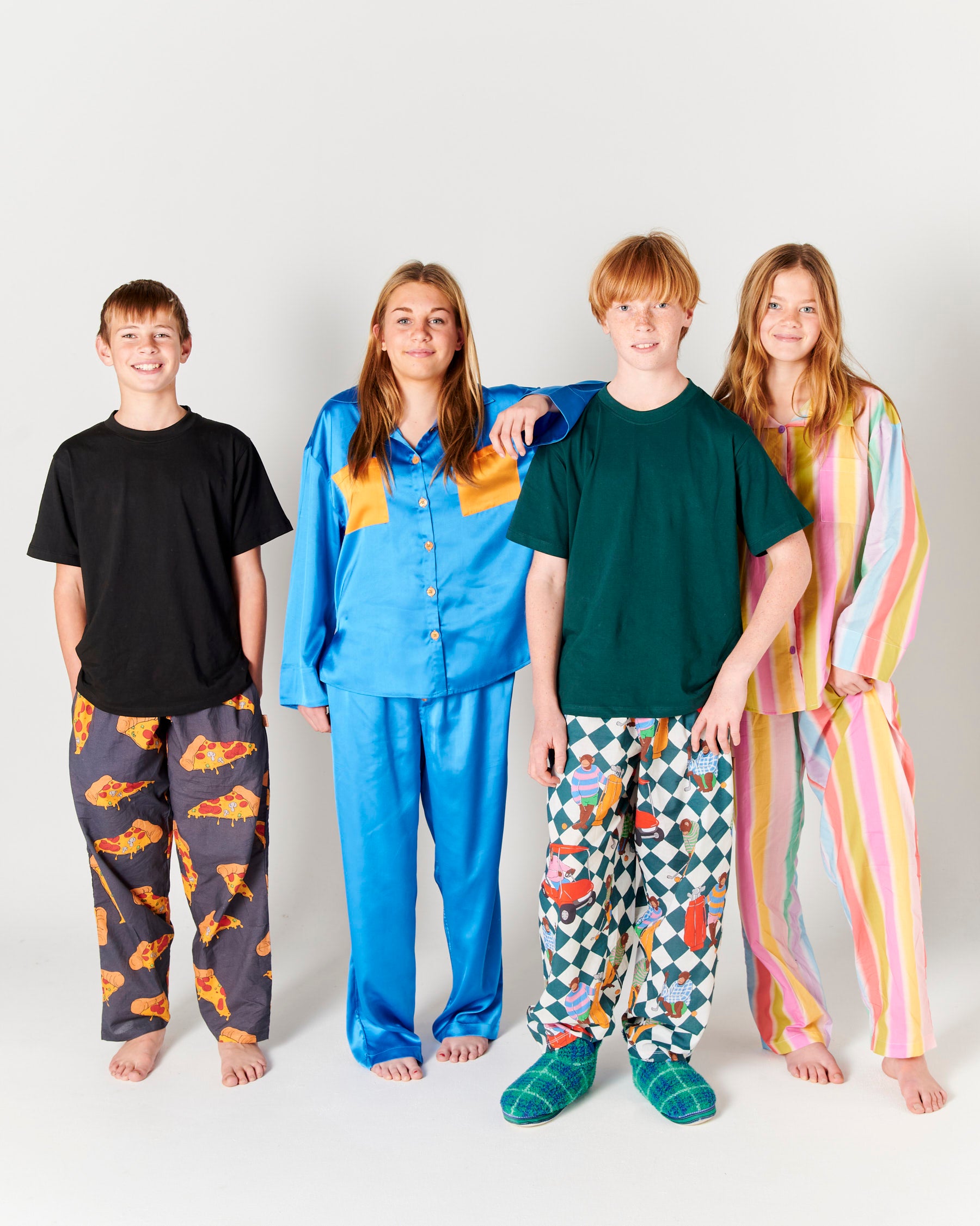 Hole In One Teen Organic Cotton Tee & Pant Pajama Set - Soft & Comfortable Sleepwear for Boys & Girls - Perfect for Bedtime, Lounging & Sleepovers
