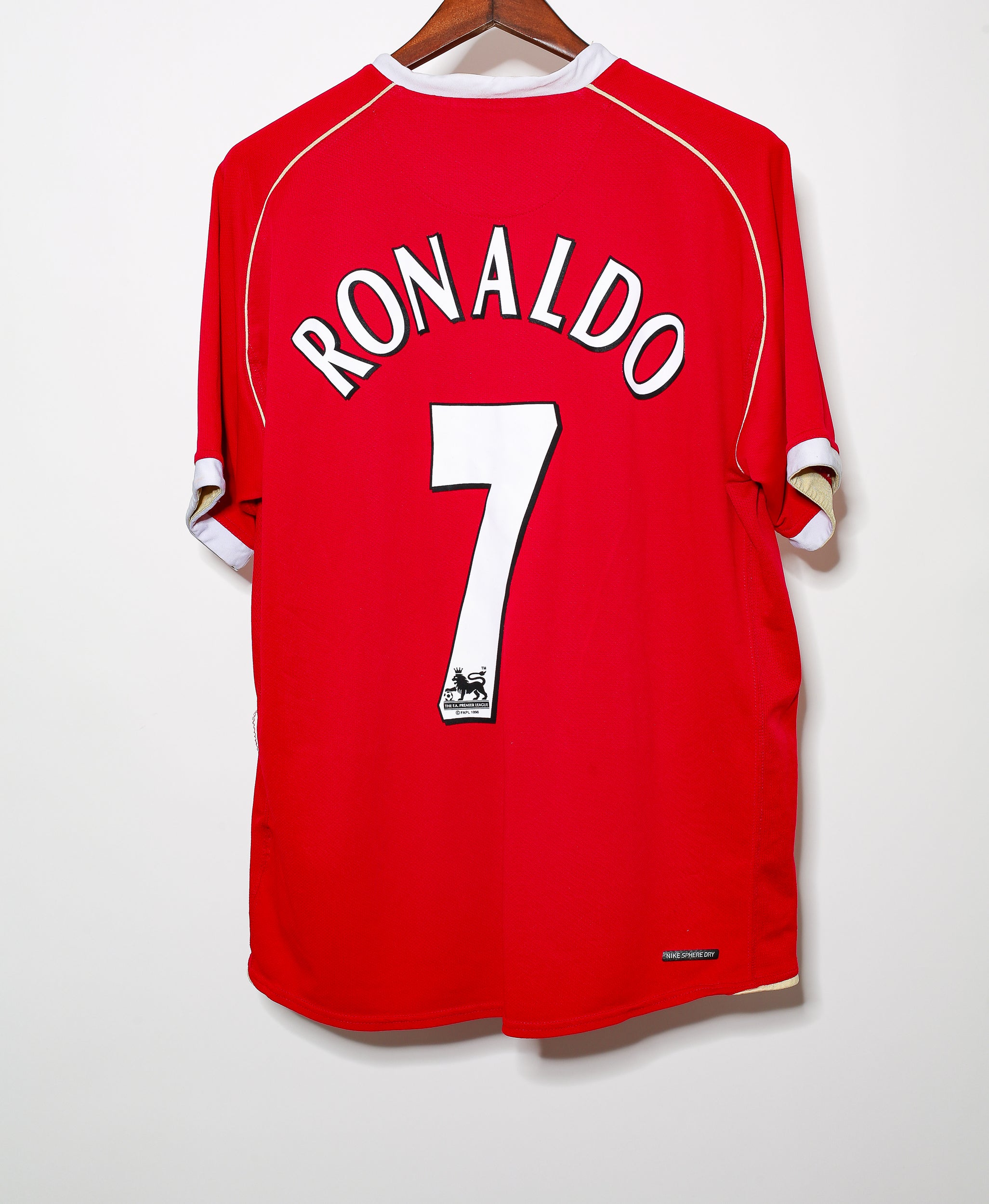 2006 Manchester United Home Jersey #7 Cristiano Ronaldo - XL Size - Authentic Soccer Shirt for Fans & Collectors - Perfect for Match Days, Gifts & Memorabilia