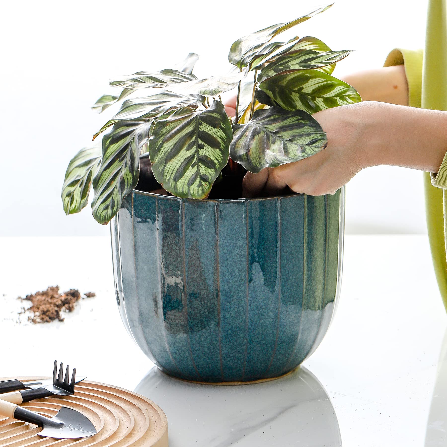 7.9 Inch Ceramic Planter Pot with Drainage Hole - Modern Flower Pot for Indoor Plants, Succulents & Herbs - Home Decor Plant Pot with Removable Rubber Base - Perfect for Living Room, Office & Balcony Decor