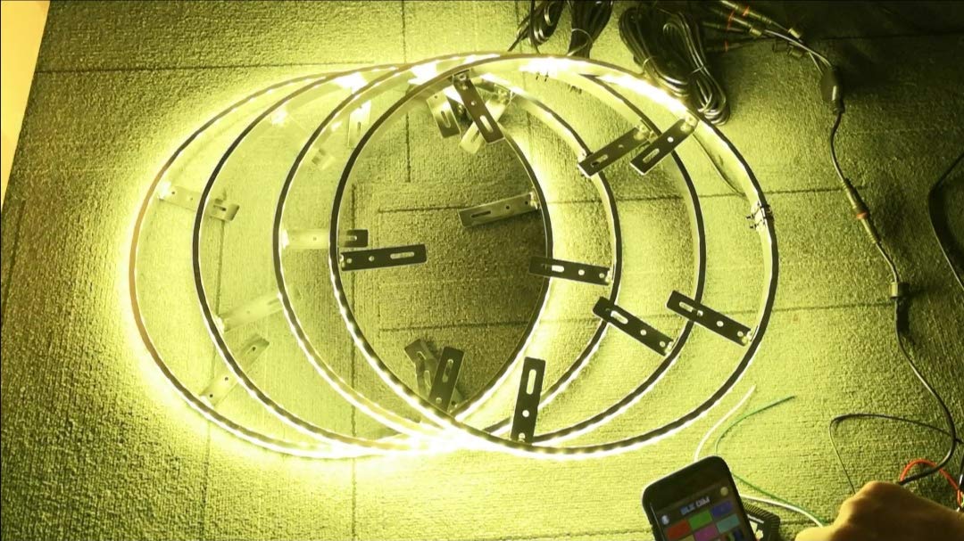 4Pcs 15.5in RGBW LED Wheel Ring Lights with Brake Function & White Courtesy Light - Waterproof Wheel Well Rim Lights for Trucks, SUVs, Cars - Wireless RF Remote & App Control - Perfect for Off-Roading, Car Shows & Night Driving
