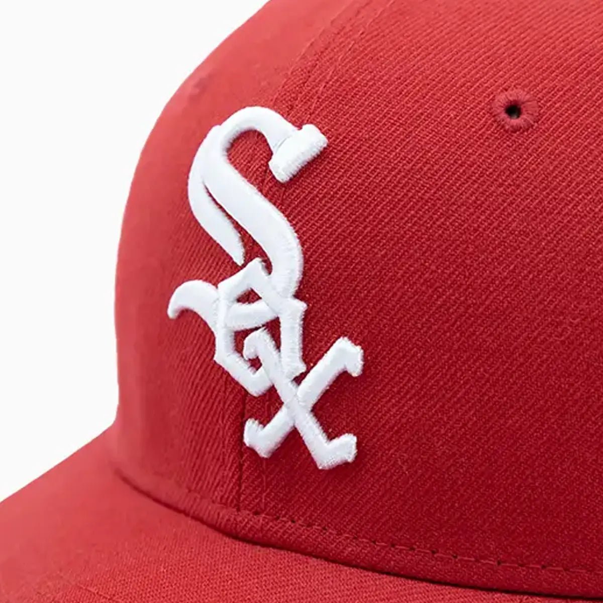 Chicago White Sox MLB 59FIFTY Fitted Baseball Cap - Official Licensed Adjustable Hat for Men & Women - Perfect for Games, Sports Events & Casual Wear