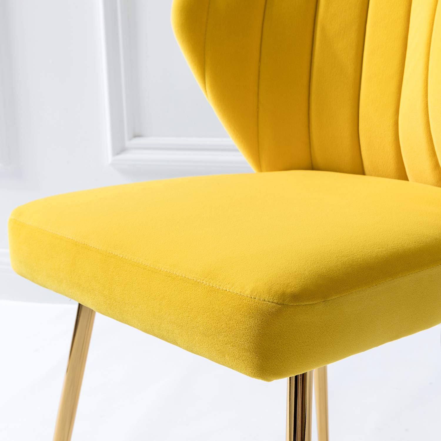 Modern Velvet Dining Room Chairs with Golden Metal Legs - Upholstered Tufted Accent Chair for Kitchen, Vanity, Patio & Beauty Room (Yellow, 1-Pack) - Perfect for Small Spaces, Breakfast Nooks & Cozy Home Decor