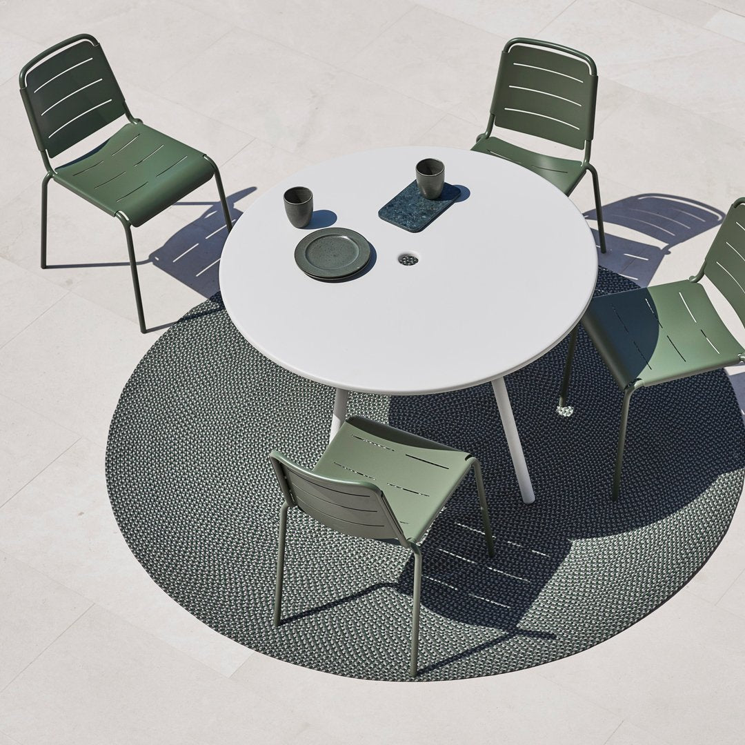 **Welling Ludvik Outdoor Cane Line Area Table - Perfect for Patio, Garden, and Poolside Dining**