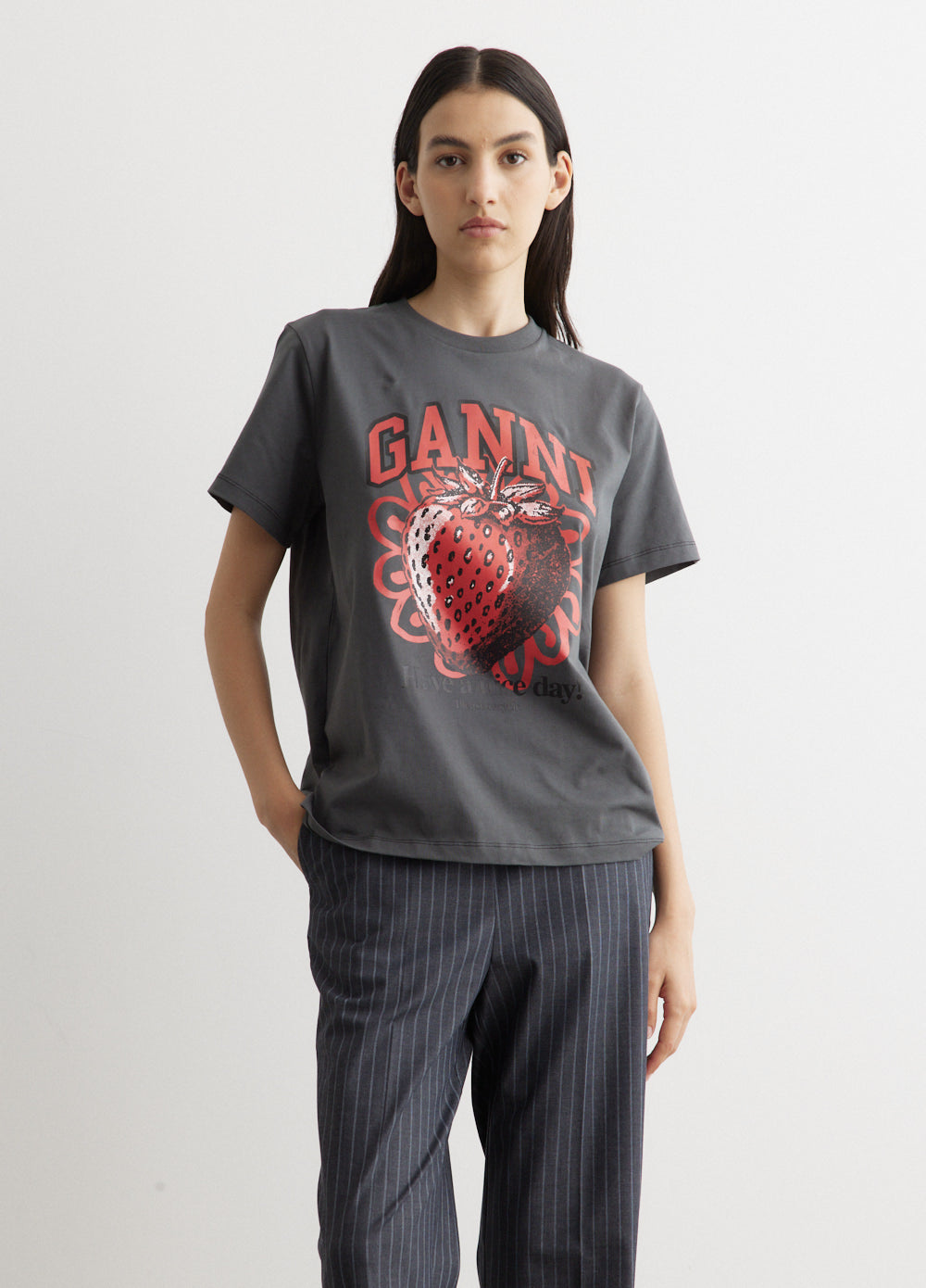 Comfortable Basic Jersey Strawberry Print Relaxed T-Shirt for Women - Casual Wear, Summer Outfits & Lounge