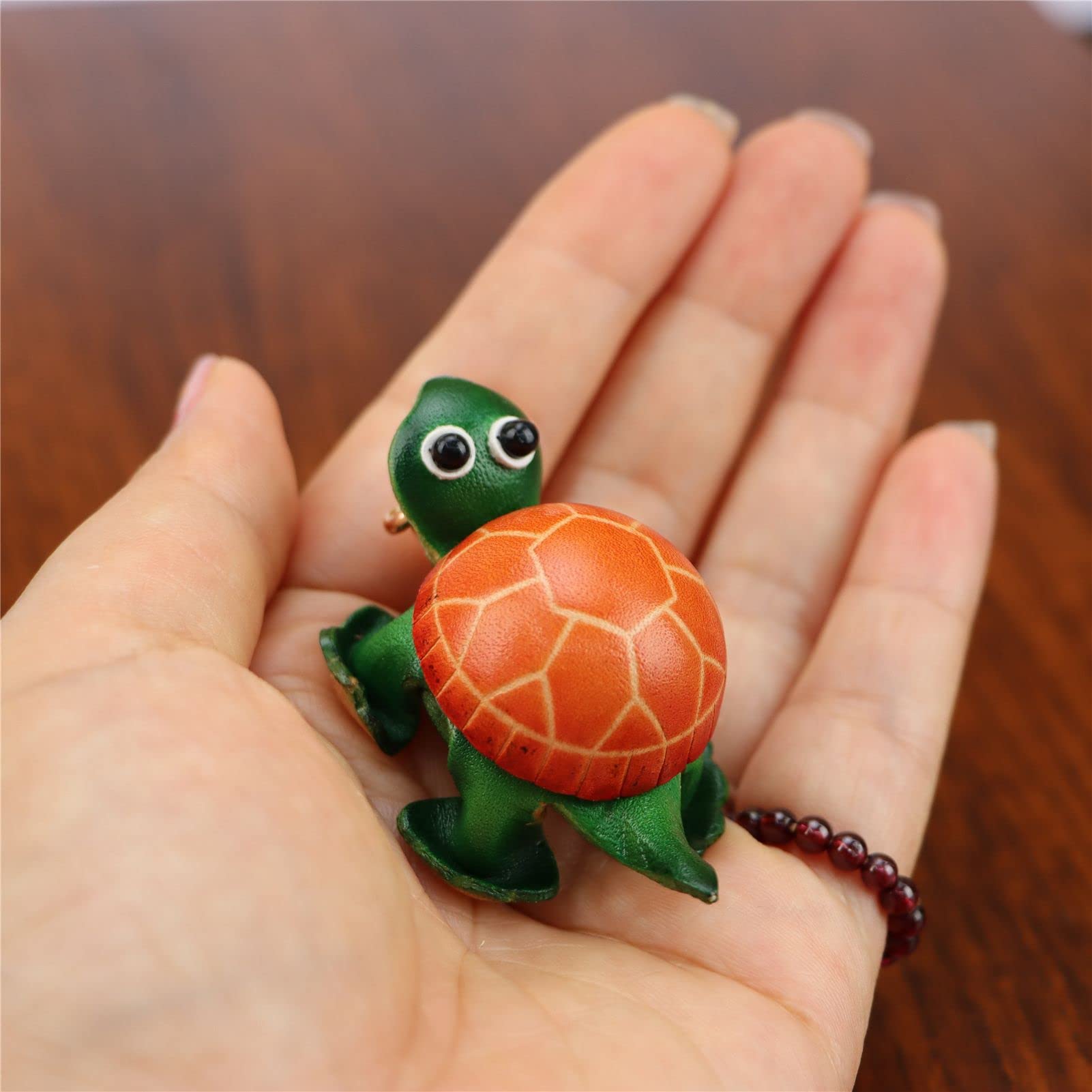 Handmade Cowhide Tortoise Keychain for Men & Women - Cute Small Gift for Backpack, Purse, or Keys - Perfect for Travel, Gifts & Everyday Use