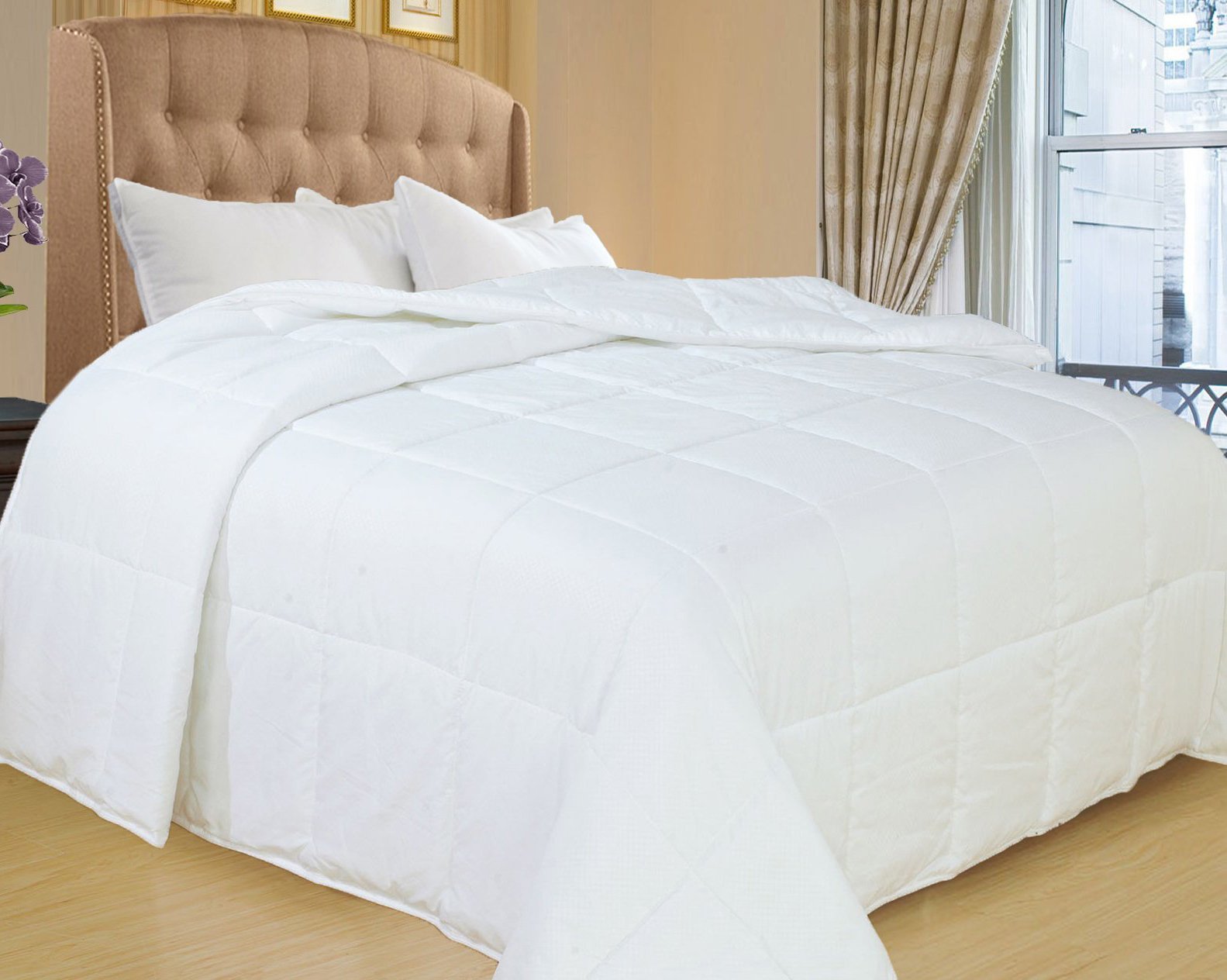Natural Comfort White Down Alternative Comforter - Hypoallergenic & Breathable Embossed Microfiber Shell - Lightweight Filling - Full/Queen Size - Perfect for All Seasons, Bedroom & Guest Room Decor