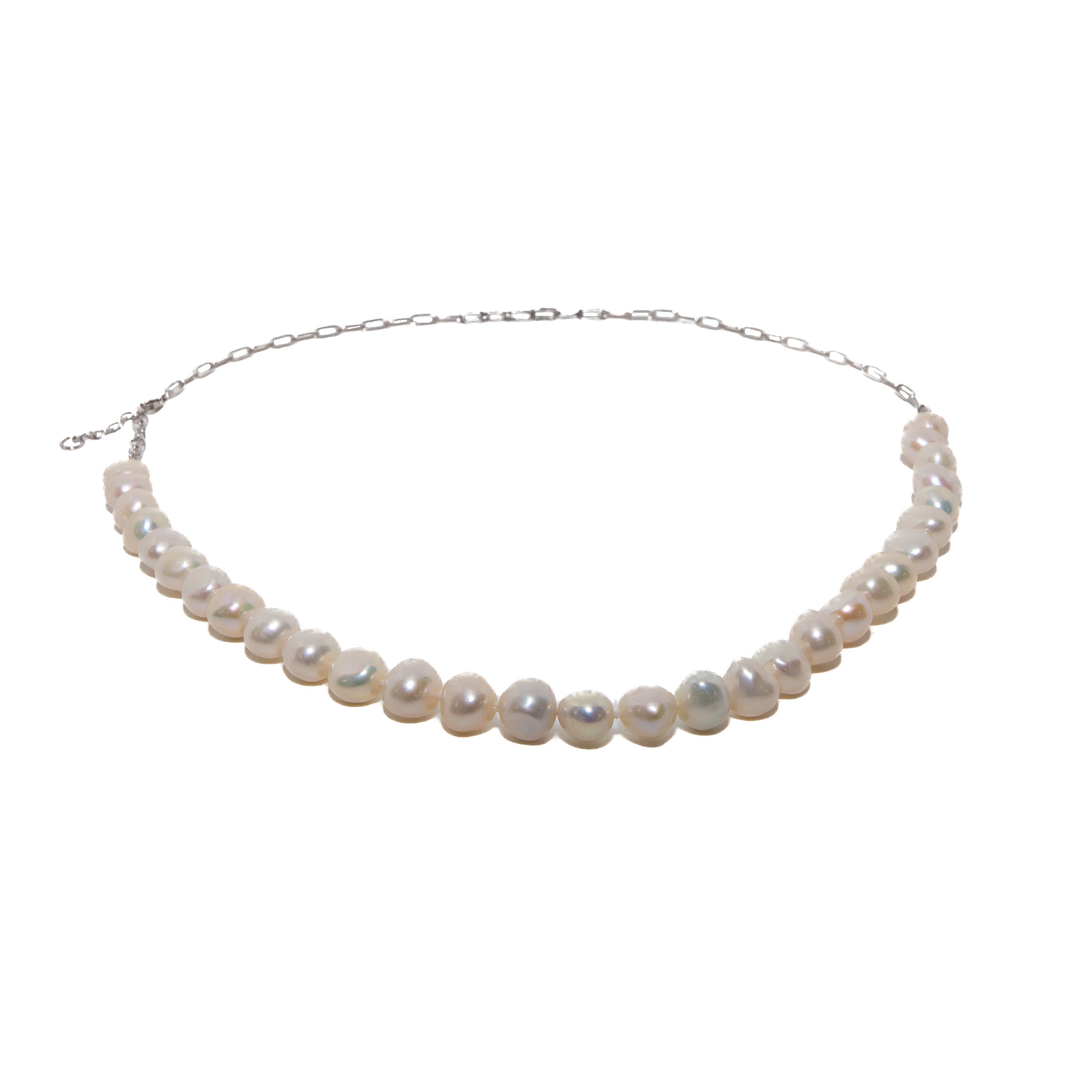 Elegant Silver & White Baroque Style Necklace for Women - Vintage Crystal Pendant Jewelry Gift for Wedding, Party & Special Occasions
