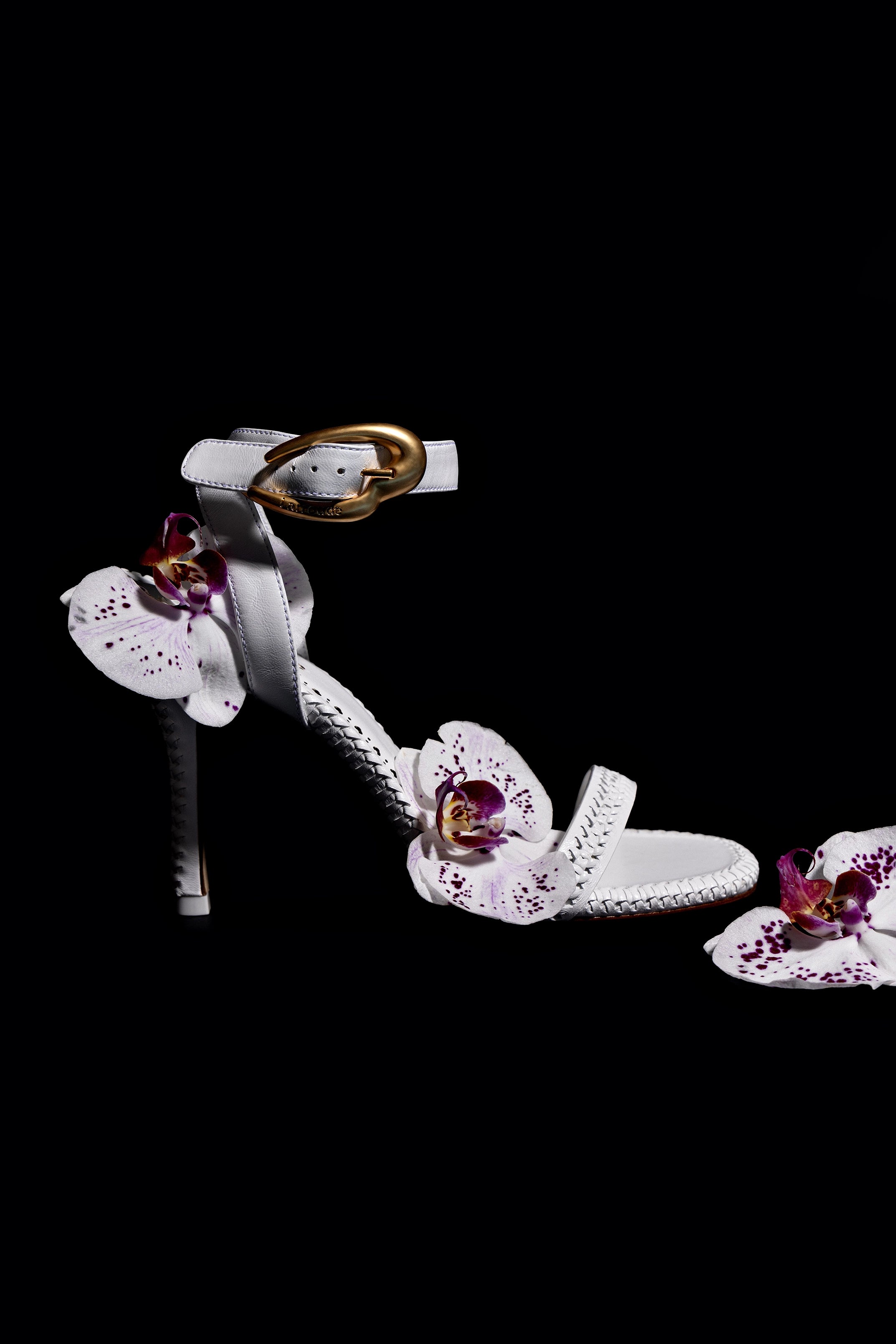 Verona White Leather Sandals for Women - Comfortable & Stylish Summer Shoes for Beach, Travel, and Casual Wear