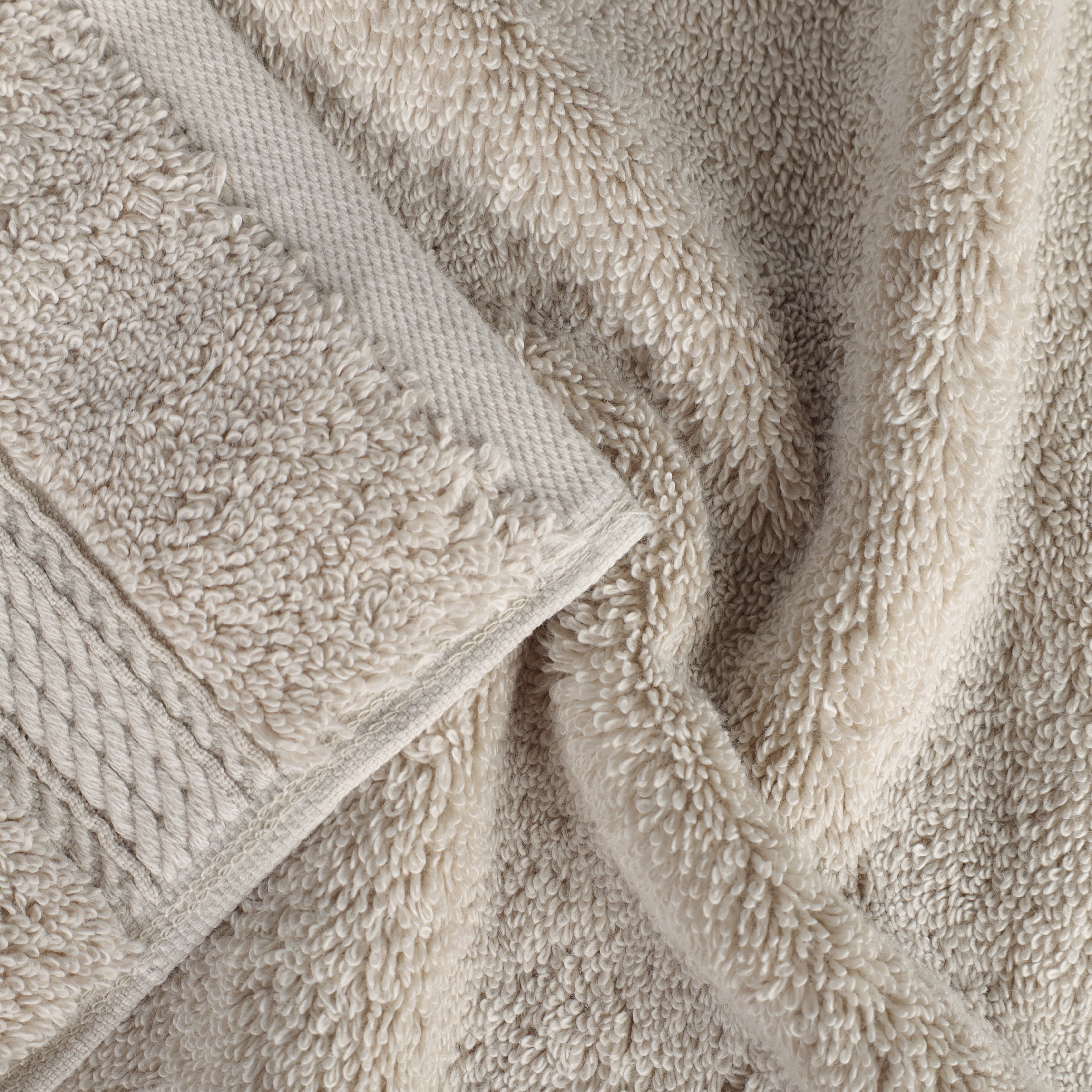 Premium 4-Piece Egyptian Cotton Bath Towel Set - Ultra Soft, Heavyweight & Plush Pile for Spa-Like Luxury at Home | Perfect for Bath, Beach & Guest Use