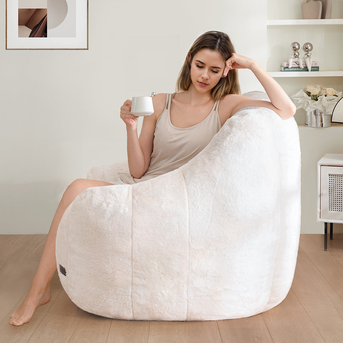 MAXYOYO Faux Fur Bean Bag Chair with High Backrest - Soft Beige Lounge Chair for Living Room, Bedroom & Game Room - Cozy Seating for Relaxing, Reading & Gaming