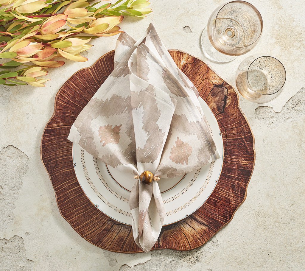 Premium Brown Cedar Wood Placemats Set of 4 - Natural Rustic Table Mats for Dining, Kitchen, and Outdoor Picnic Use