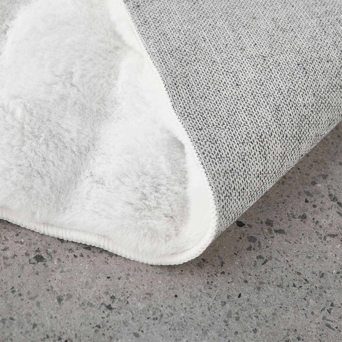 Soft Plush Bubble Washable Rug - Non-Slip Bathroom & Nursery Floor Mat - Machine Washable for Easy Cleaning - Perfect for Kids Room, Playroom & Pet Areas