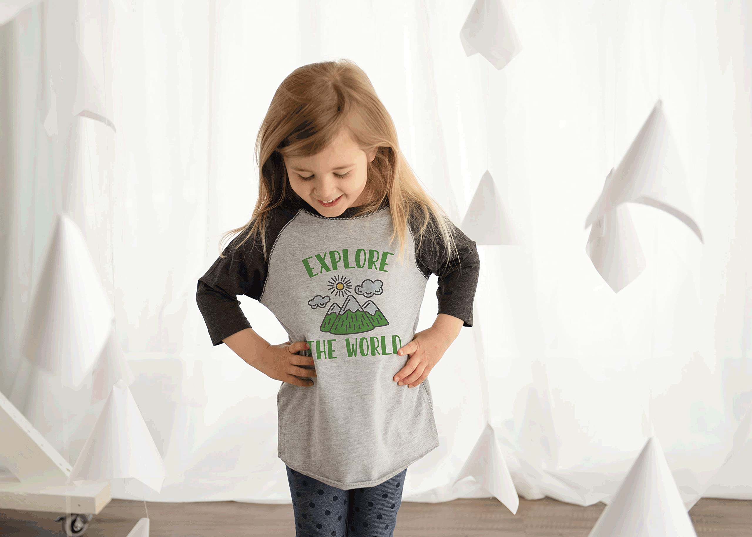 7 ate 9 Apparel Kids' Explore The World Travel T-Shirt - Grey Cotton Tee for Boys & Girls | Perfect for Family Vacations, Road Trips & Adventure Outings