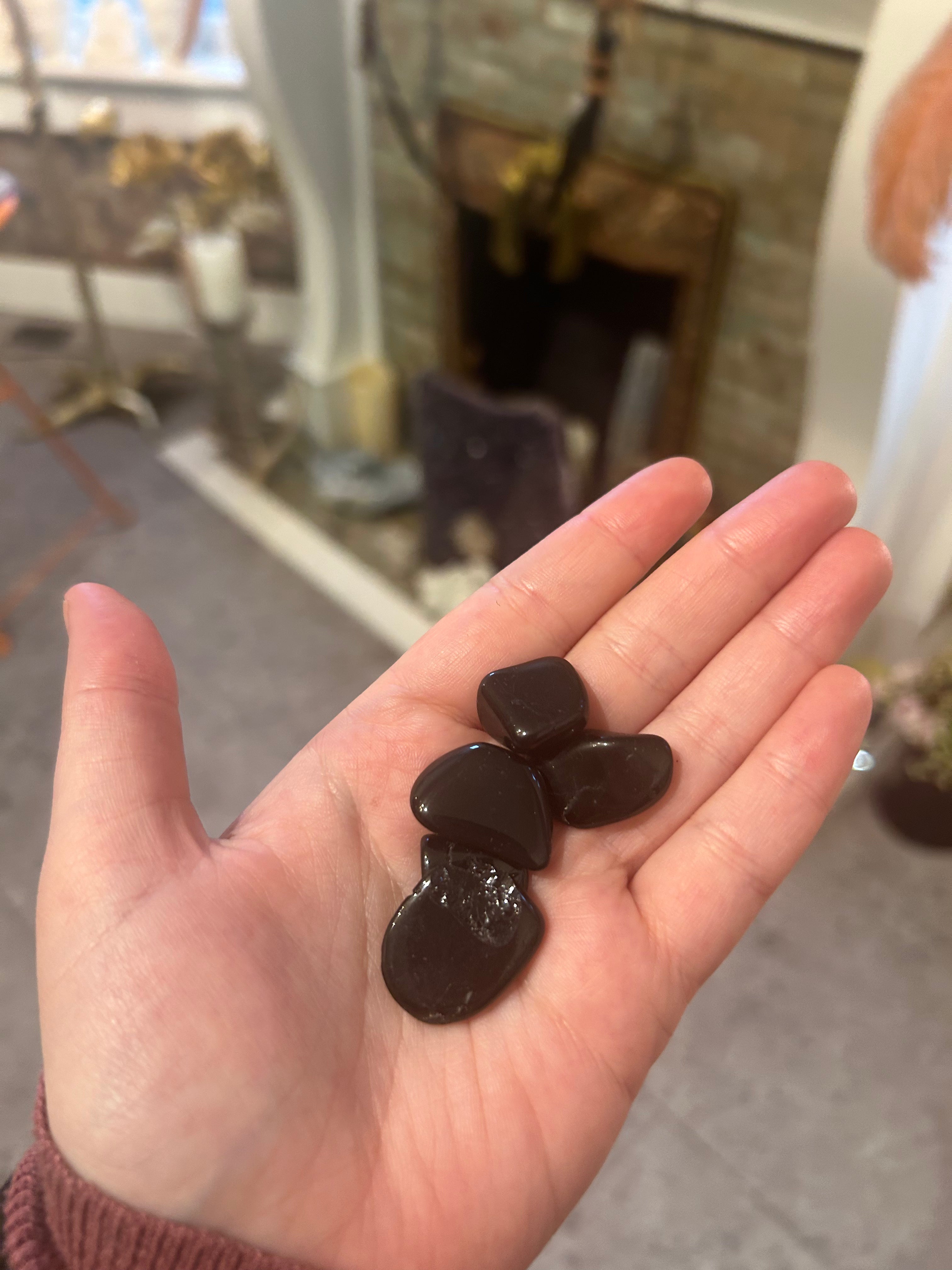 Onyx Crystal Tumbler for Makeup Altar | Aesthetic Drinkware for Beauty Rituals & Spiritual Practices