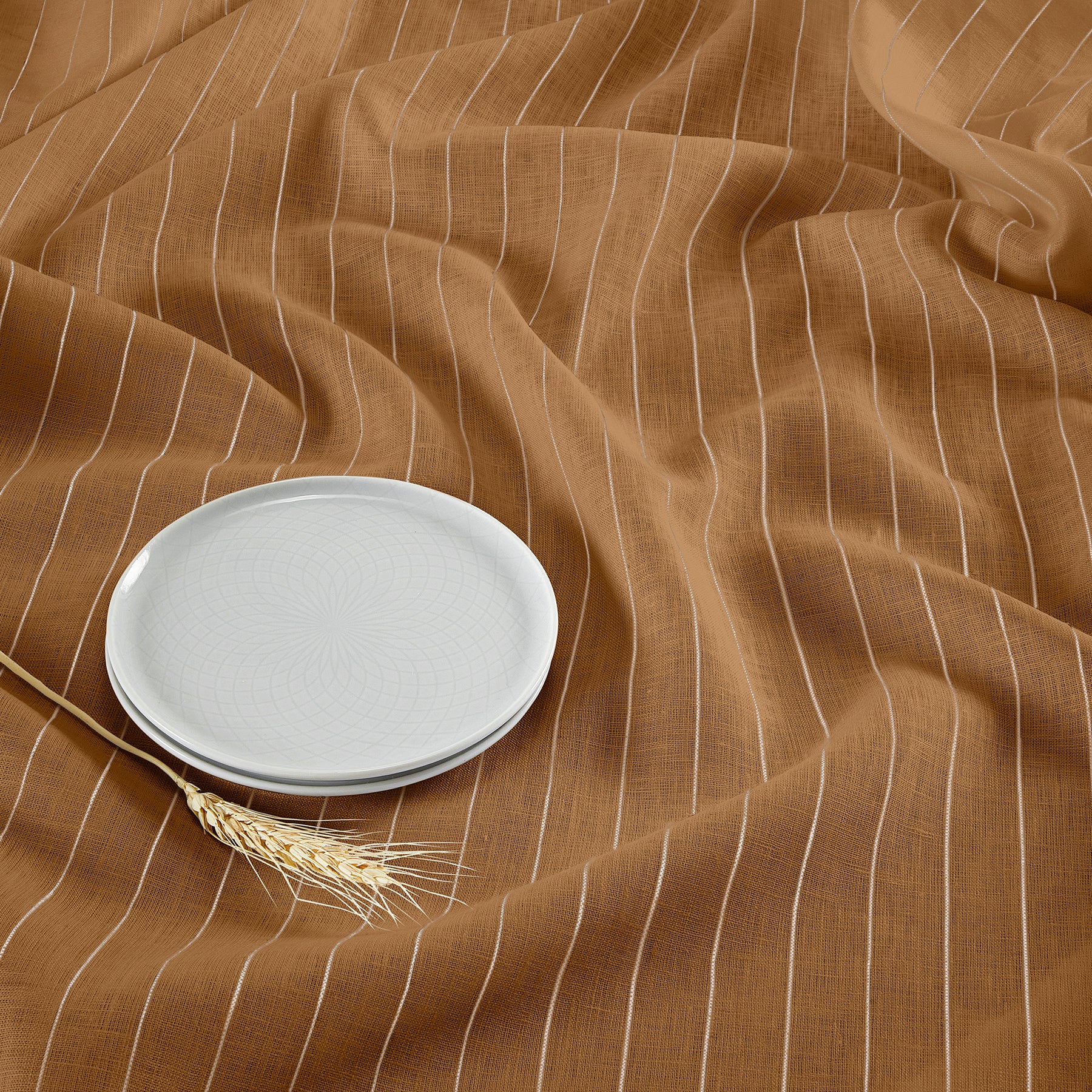 Elegant Pinstripe Tablecloth for Dining & Events - Premium Cotton Table Cover for Restaurants, Weddings & Home Decor