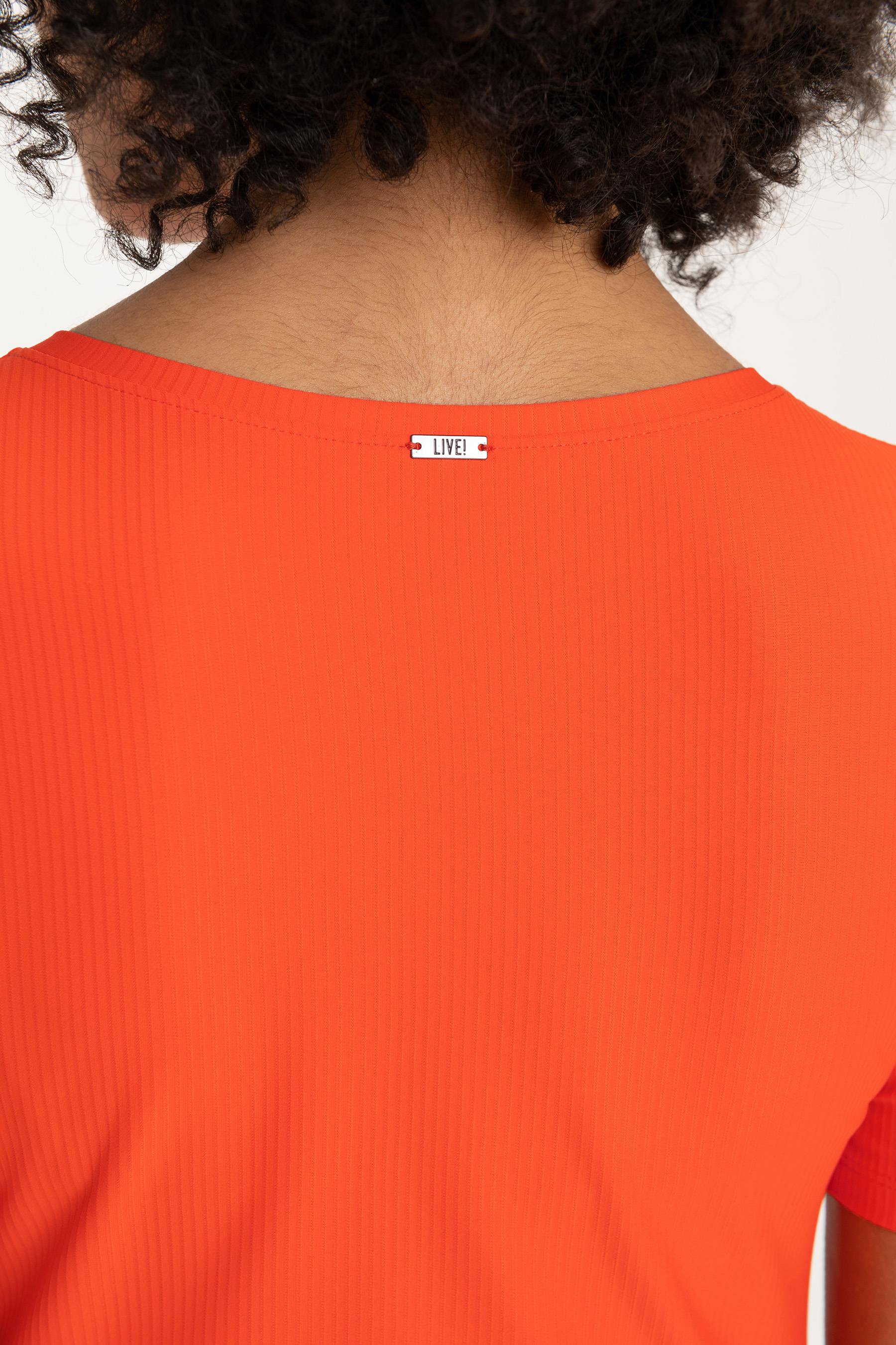 Stylish Ribbed Cropped T-Shirt for Women | Trendy Casual & Summer Outfits | Perfect for Layering, Beach Wear & Street Style