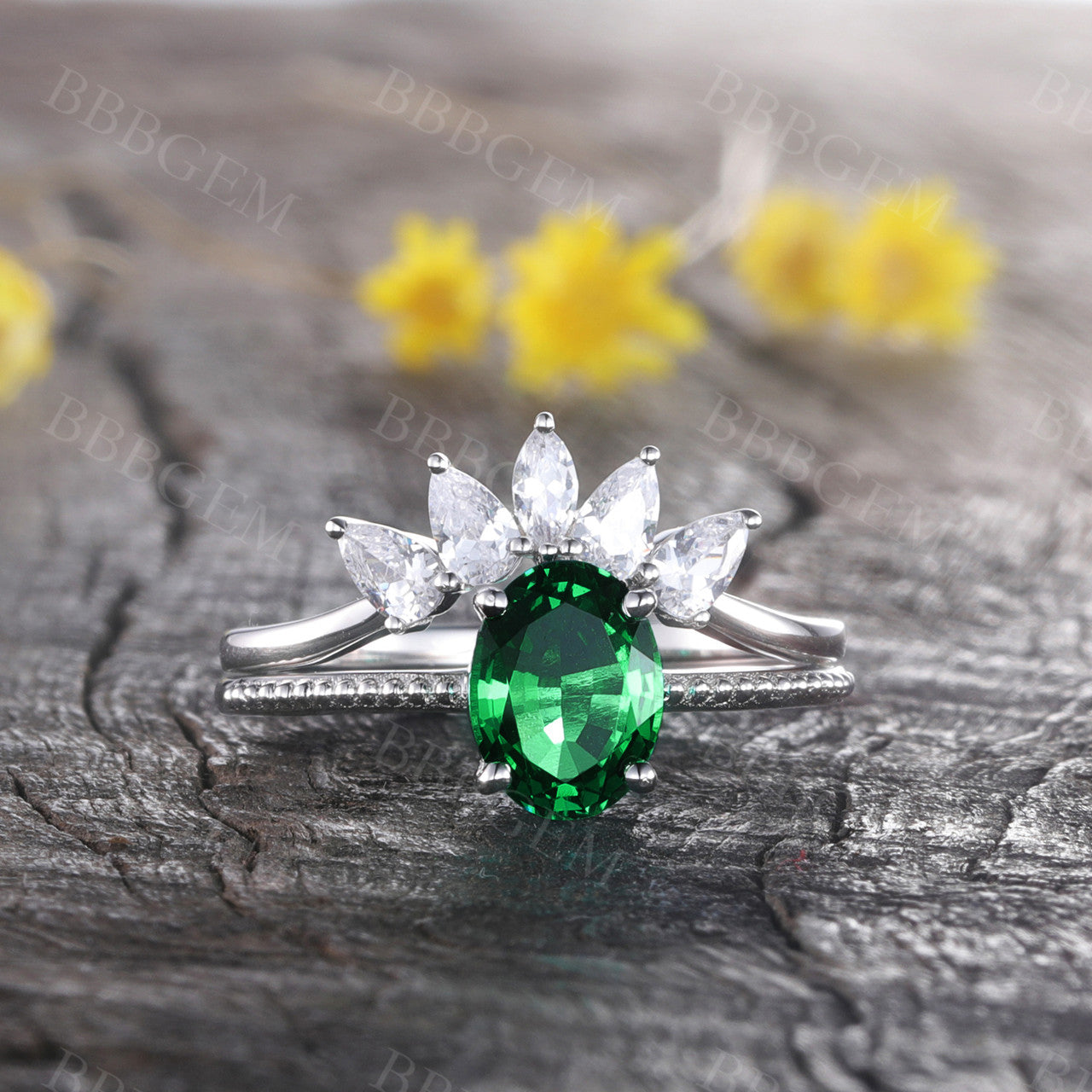 Emerald and Diamond Engagement Ring Set for Women - Curved Stacking Wedding Band Bridal Set, Perfect for Proposals, Anniversaries, and Bridal Jewelry Gifts
