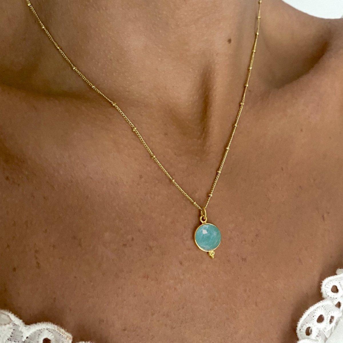 Laihas Free Spirit Gold Amazonite Necklace - Healing Crystal Jewelry for Women, Boho Chic Pendant for Meditation & Positive Energy - Perfect for Yoga, Spiritual Gifts & Everyday Wear