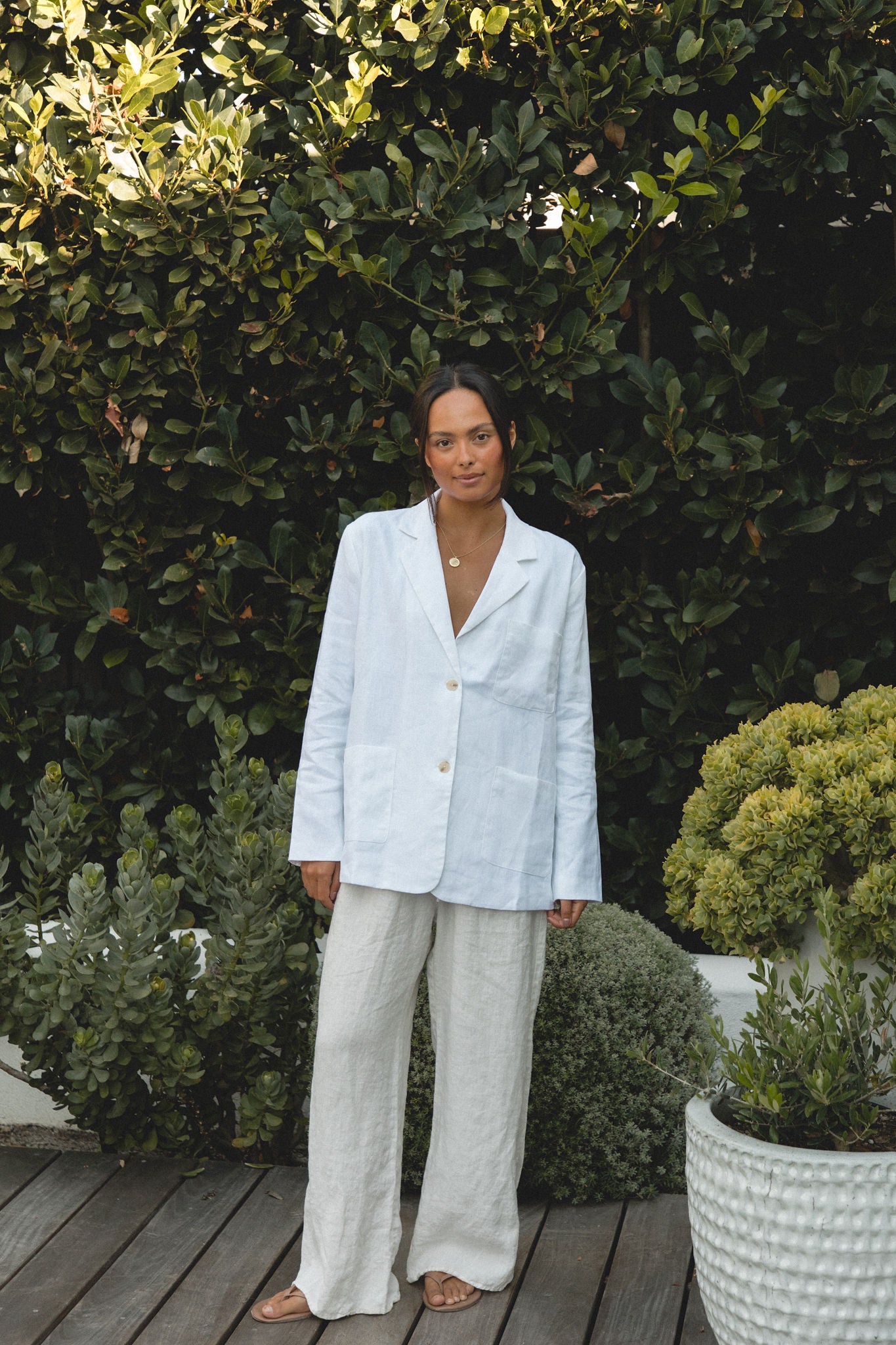 Stylish Women's Linen Blazer for Summer - Lightweight Breathable Beach Wedding Jacket - Perfect for Seaside Parties, Outdoor Events & Office Wear