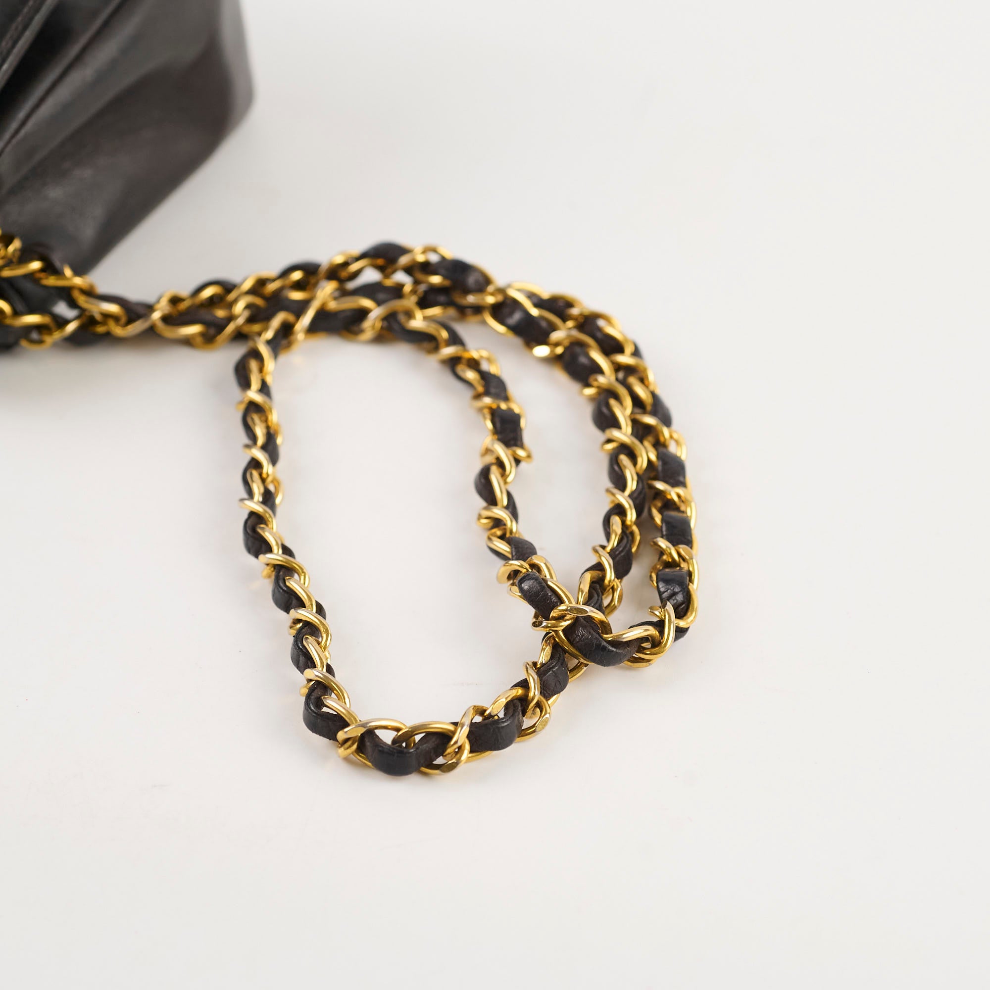 Chanel Small Diana Bag Black - Luxury Leather Crossbody Handbag for Women | Perfect for Evening Parties, Date Nights & Special Occasions