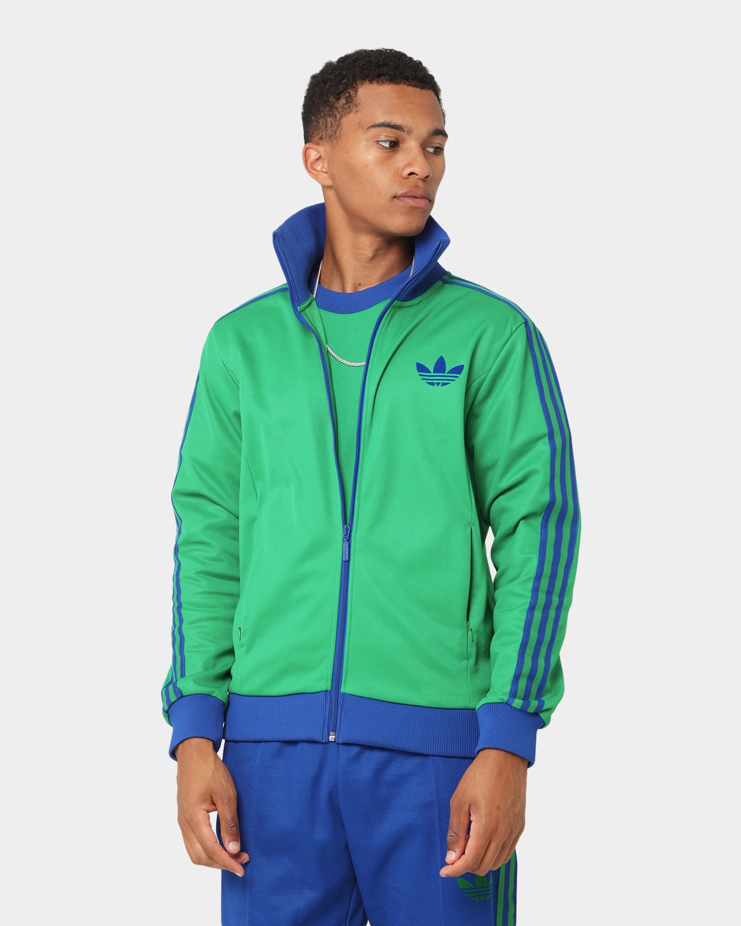 Adidas Adicolor Poly TT Jacket - Green Windbreaker for Men & Women | Lightweight Water-Resistant Outdoor Jacket for Running, Hiking & Casual Wear