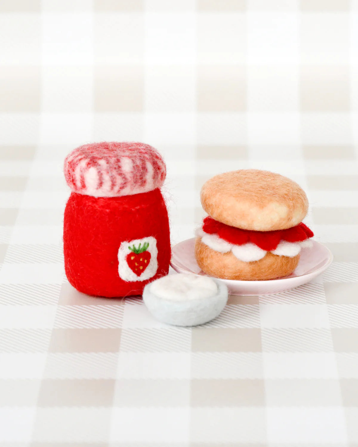 Strawberry Jam & Scones Felt Play Food Set - Pretend Play Kitchen Accessories for Kids, DIY Tea Party Toys - Perfect for Toddler Role Play, Preschool Learning & Birthday Gifts