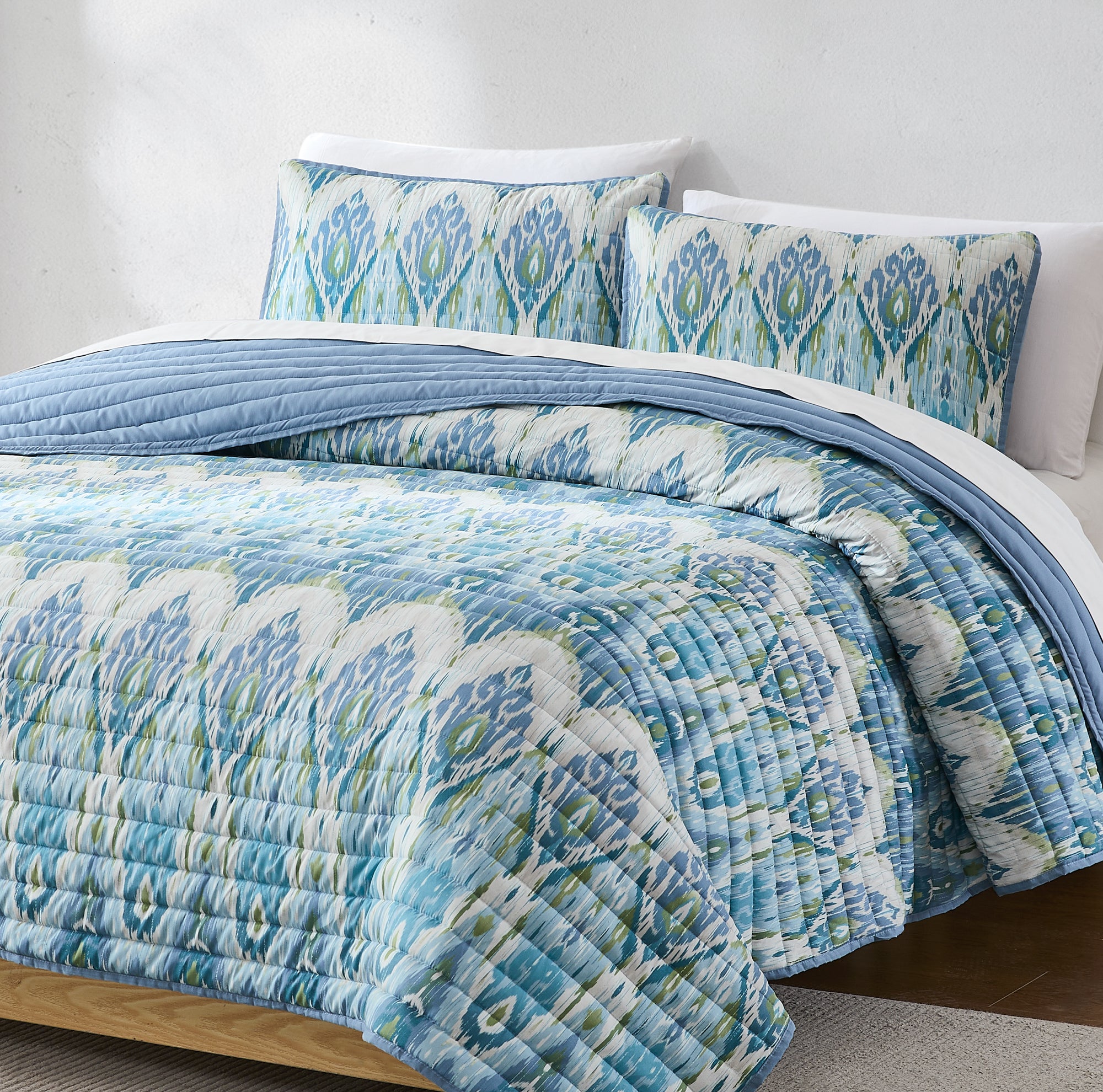 Ikat Drops Quilt Set - Luxury Bedding Collection, Soft & Breathable Comforter Cover with Matching Pillowcases, Perfect for Master Bedroom, Guest Room & Dorm Decor