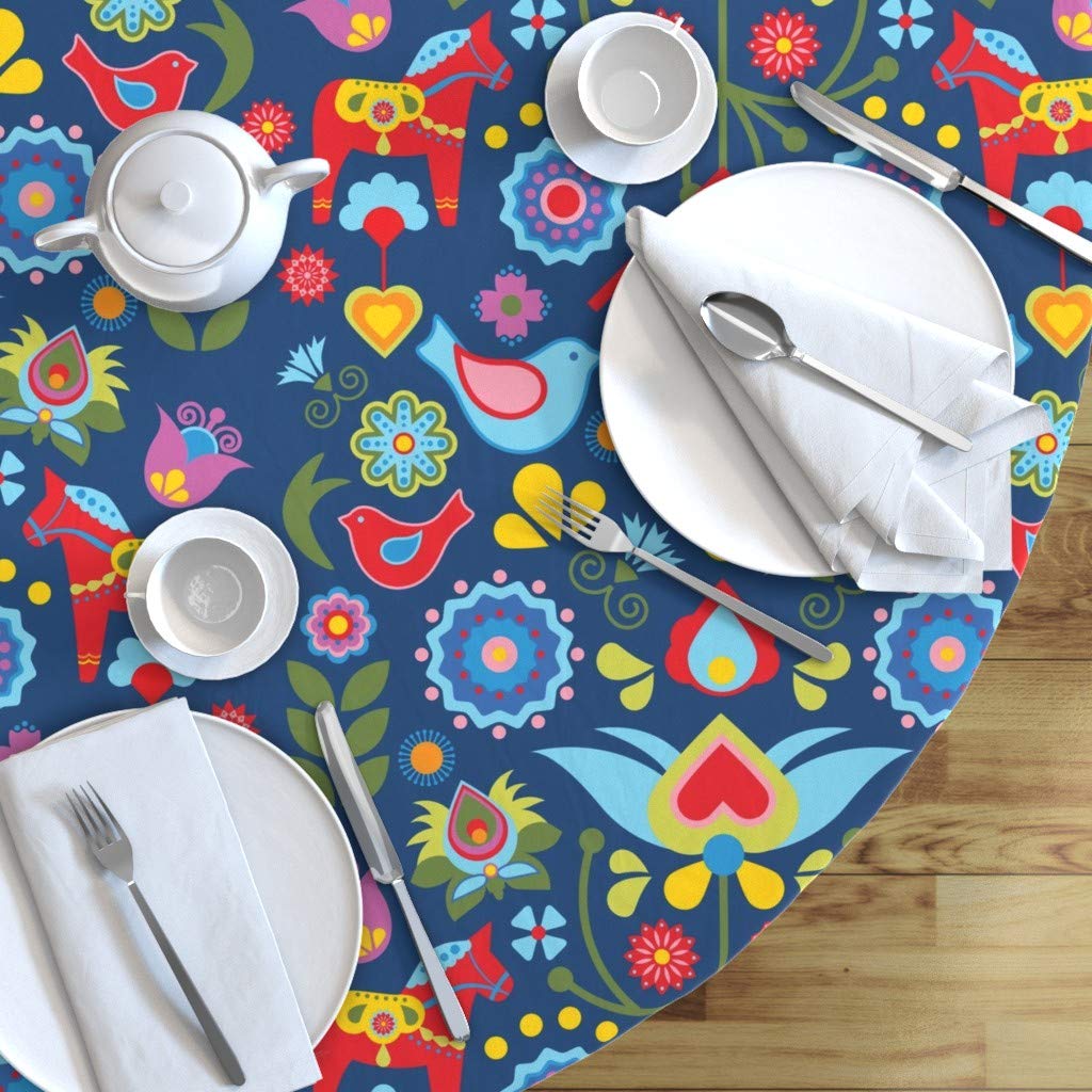 Scandinavian-Inspired Cotton Sateen Tablecloth - 90